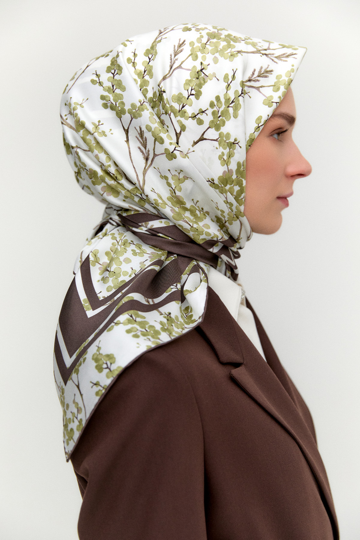 Bahar Desenli Twill İpek Eşarp, Tesettür Giyim
