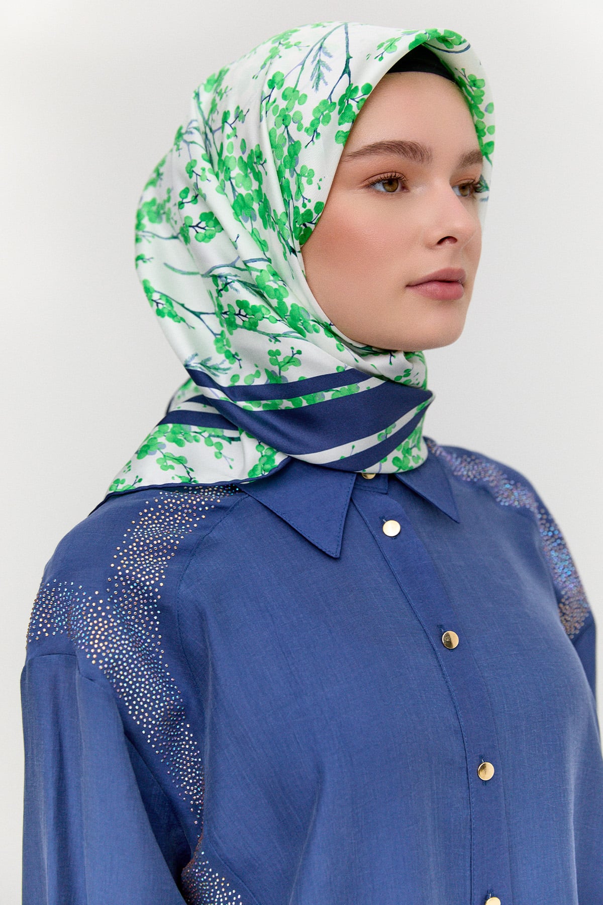 Bahar Desenli Twill İpek Eşarp, Tesettür Giyim