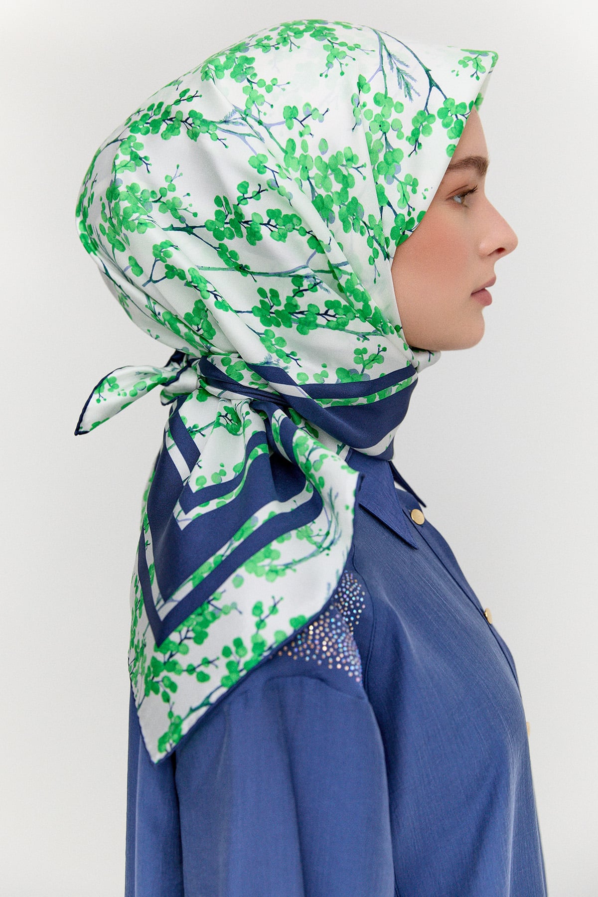 Bahar Desenli Twill İpek Eşarp, Tesettür Giyim