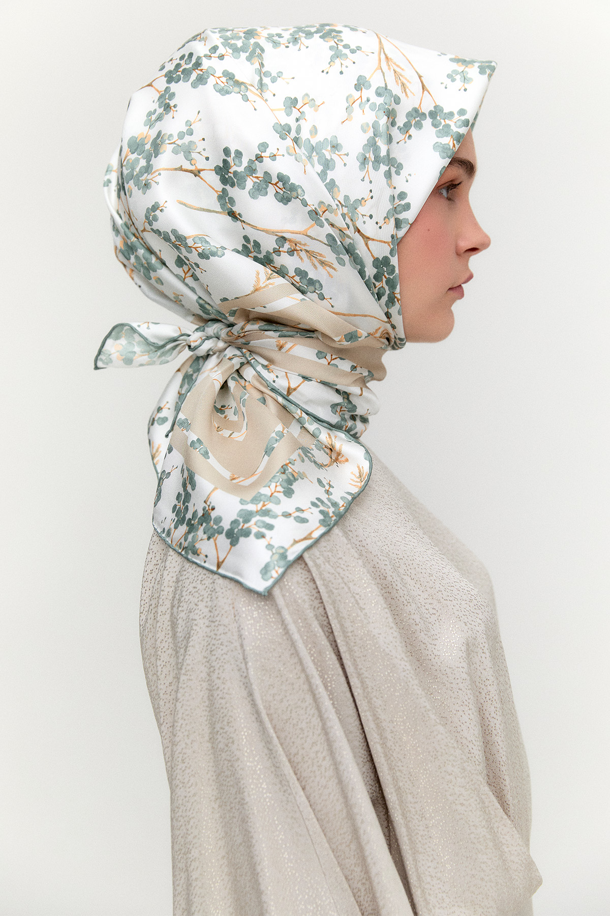 Bahar Desenli Twill İpek Eşarp, Tesettür Giyim