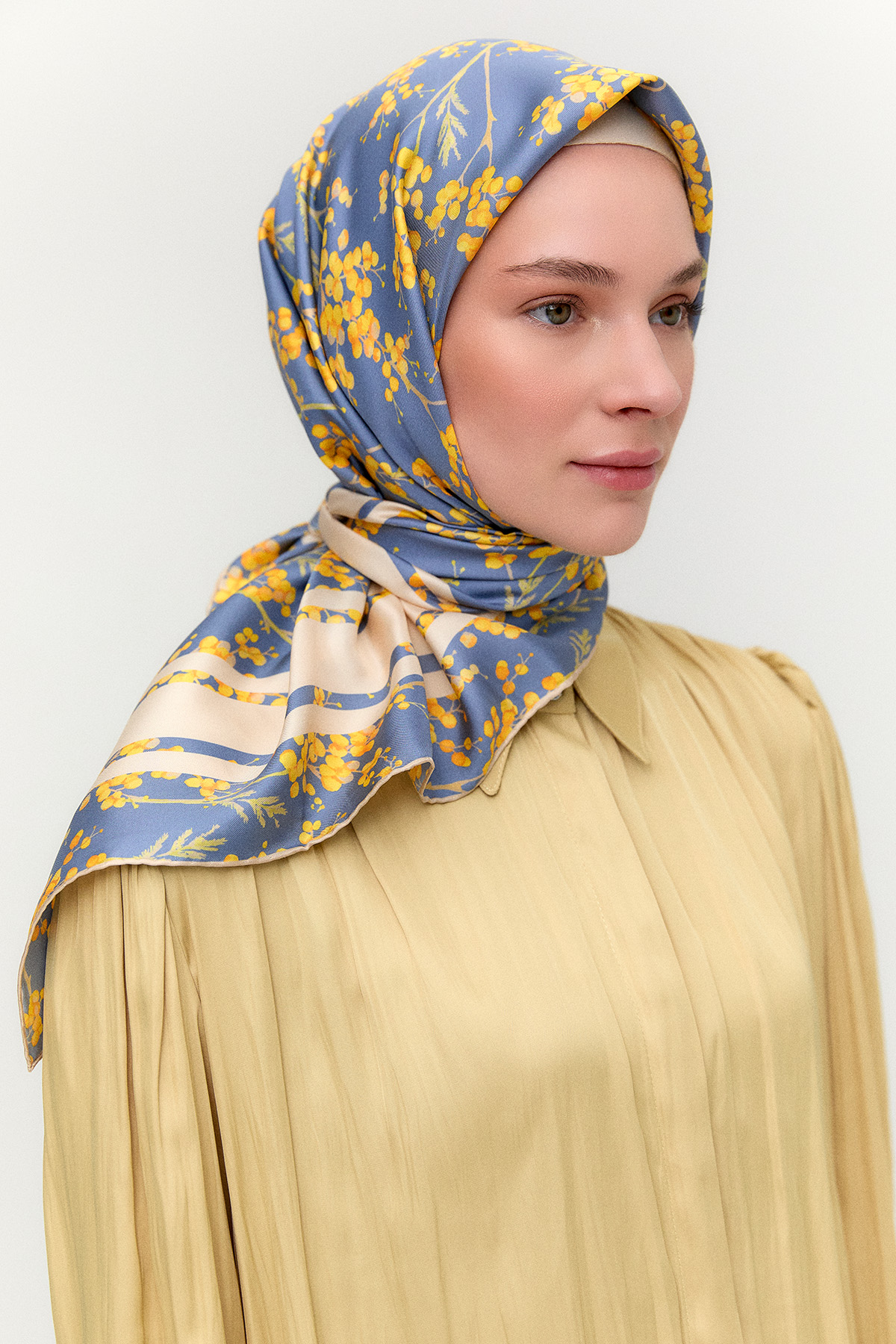 Bahar Desenli Twill İpek Eşarp, Tesettür Giyim