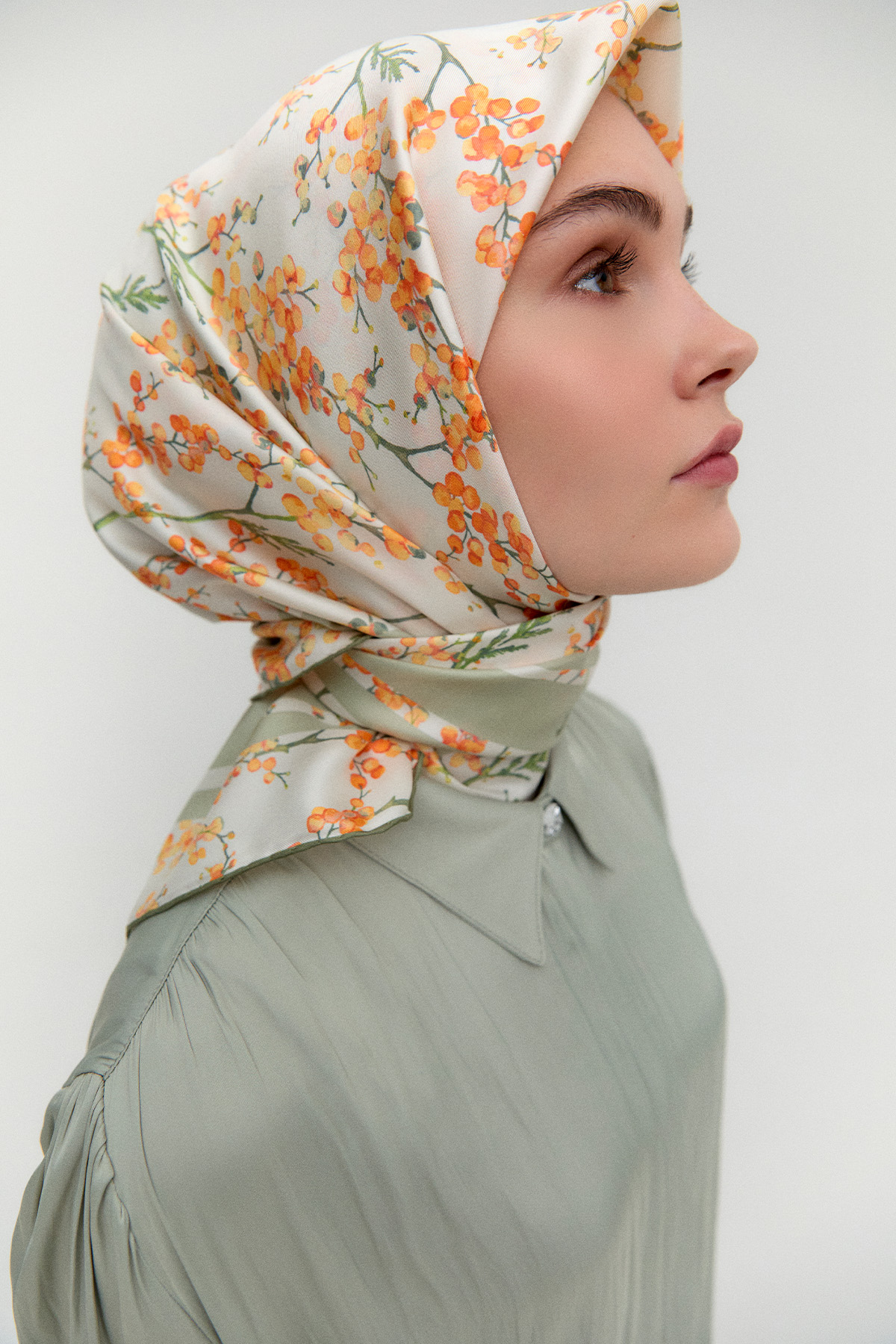 Bahar Desenli Twill İpek Eşarp, Tesettür Giyim