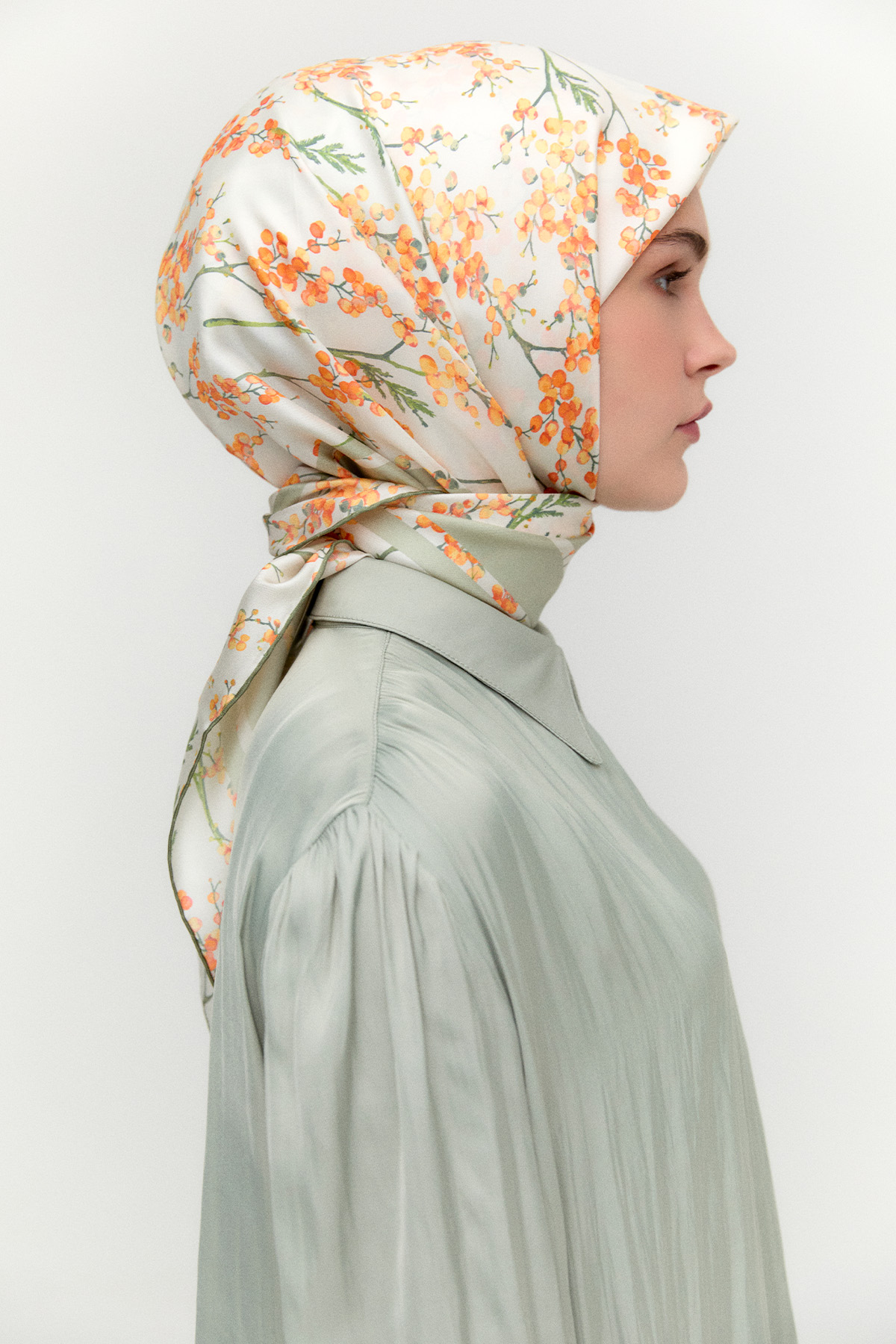 Bahar Desenli Twill İpek Eşarp, Tesettür Giyim