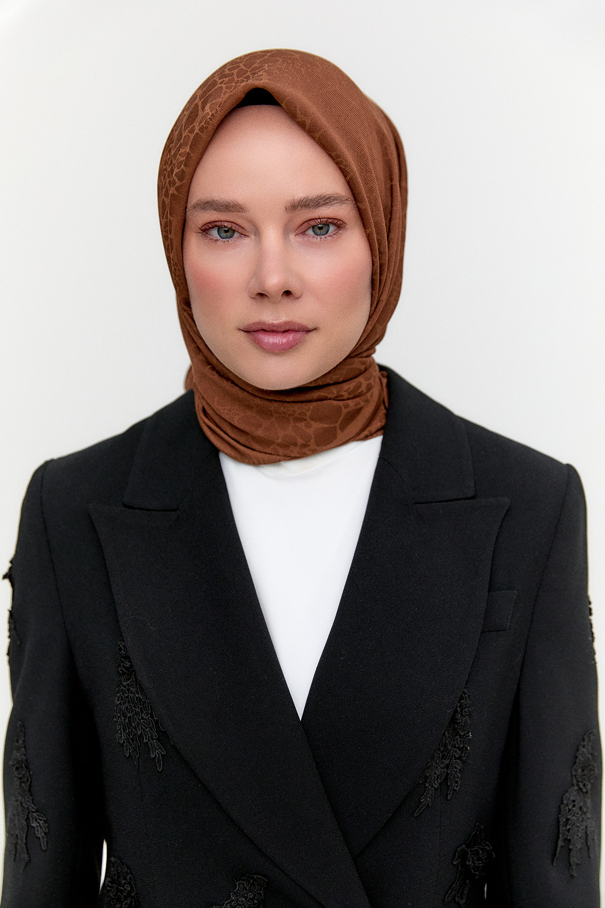 Leopar Desenli Viskon Eşarp, Tesettür Giyim