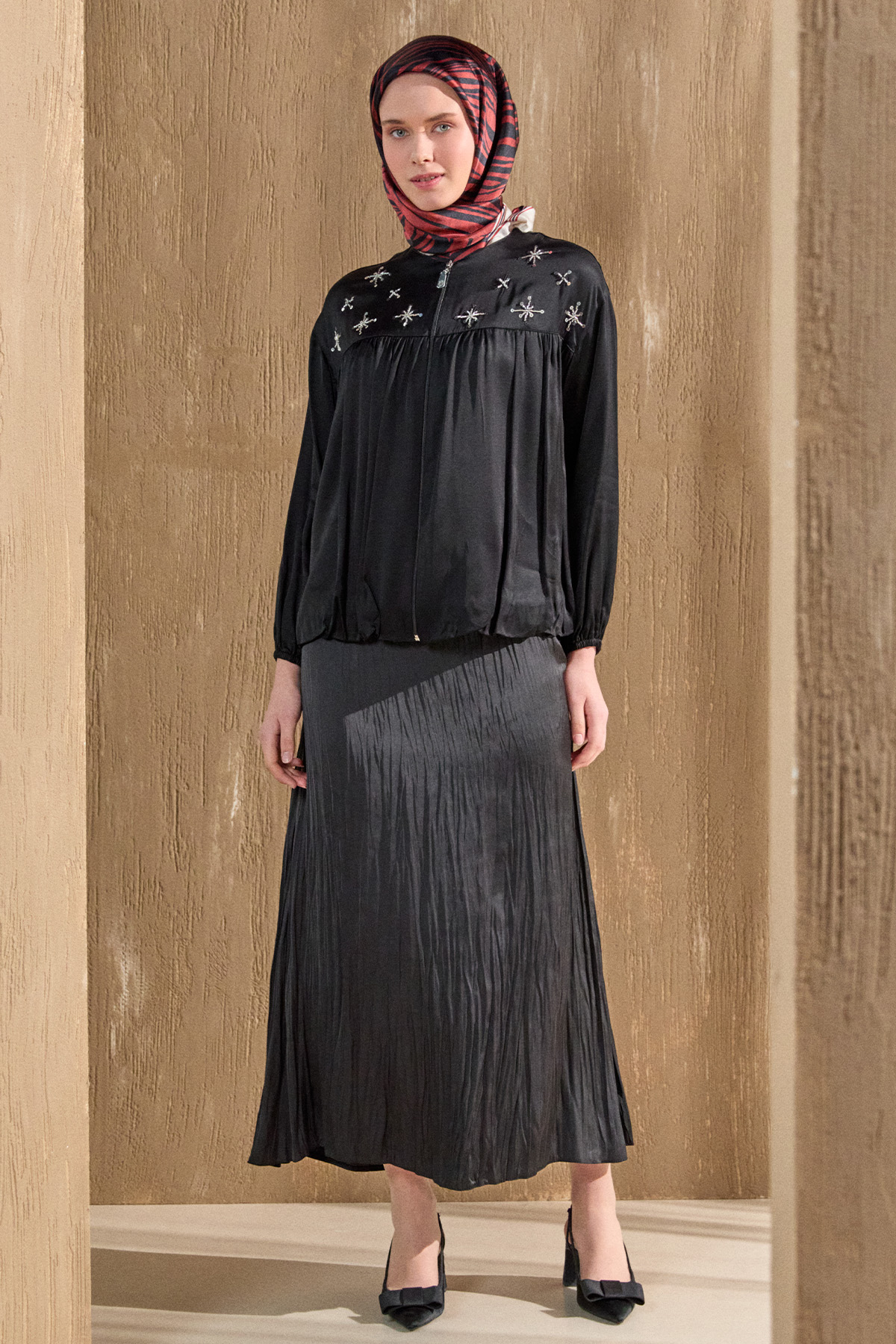 Kraşlı Saten Etek, Tesettür Giyim