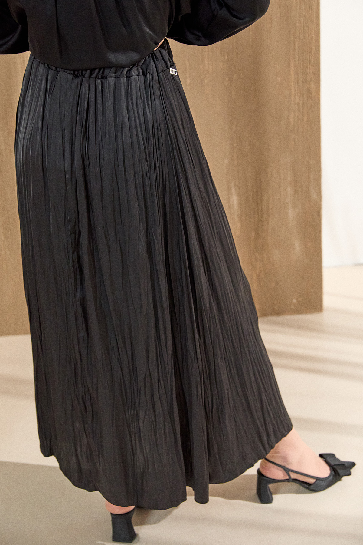 Kraşlı Saten Etek, Tesettür Giyim