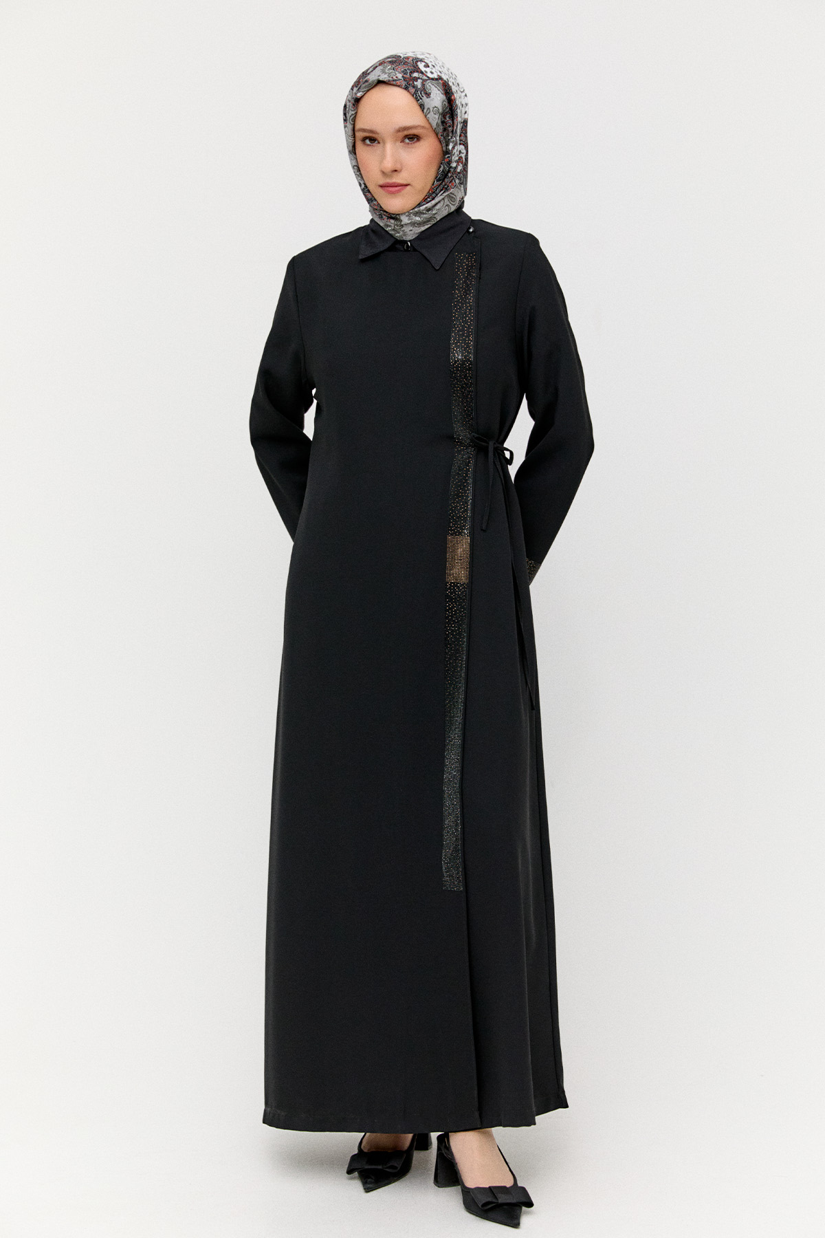 Yuvarlak Yakalı Krep Ferace, Tesettür Giyim