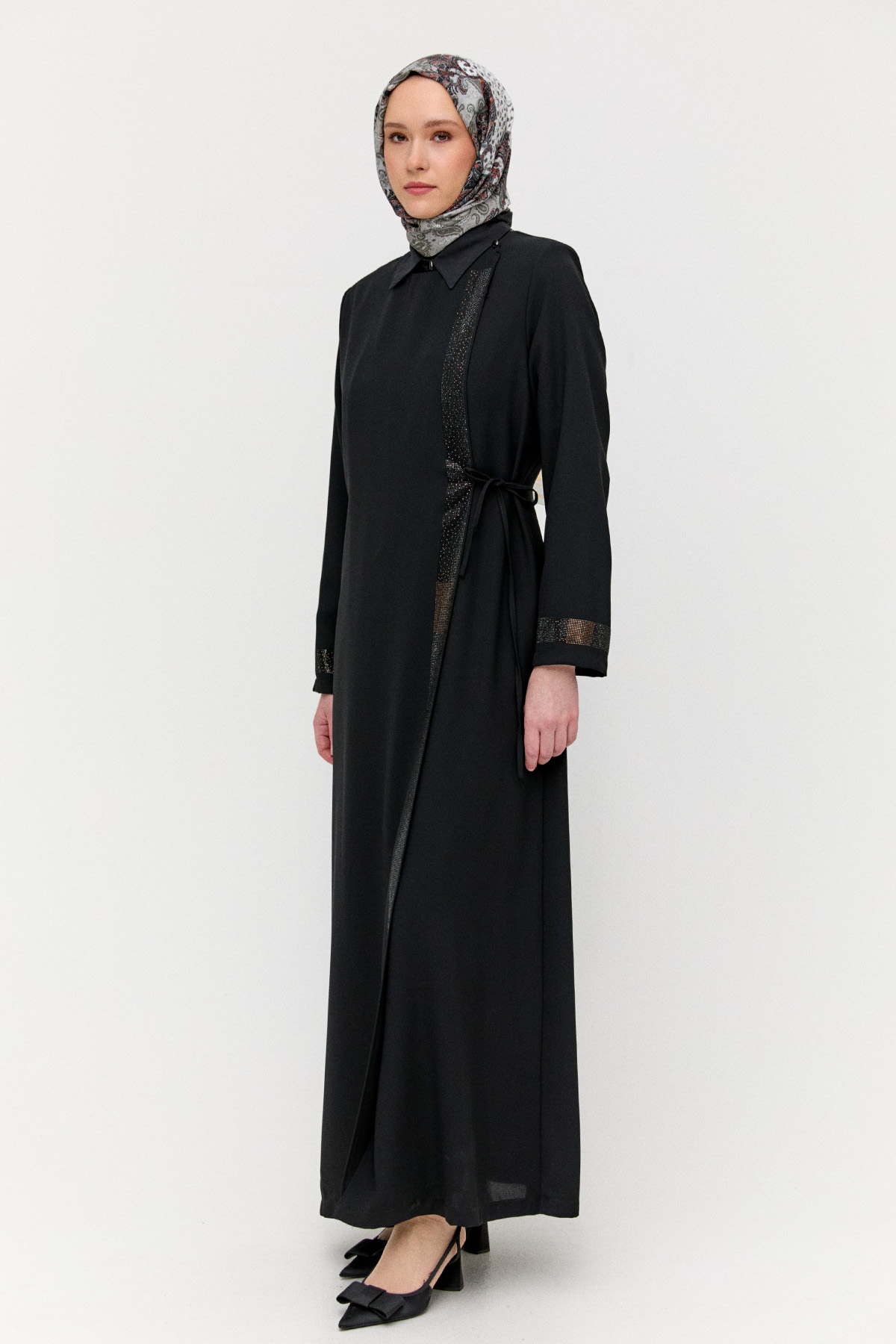 Yuvarlak Yakalı Krep Ferace, Tesettür Giyim