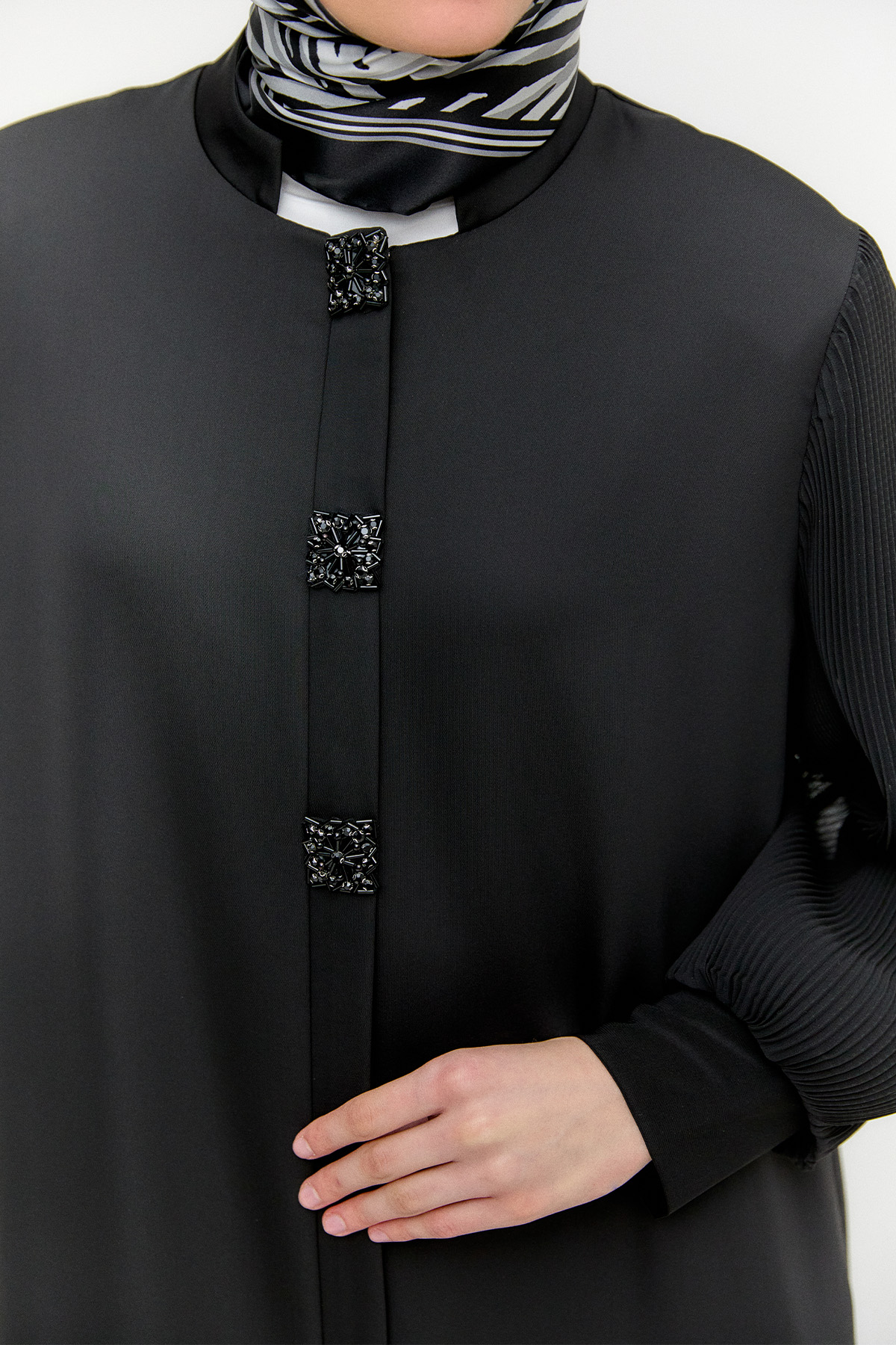 Taşlı Piliseli Hakim Yaka Ferace, Tesettür Giyim