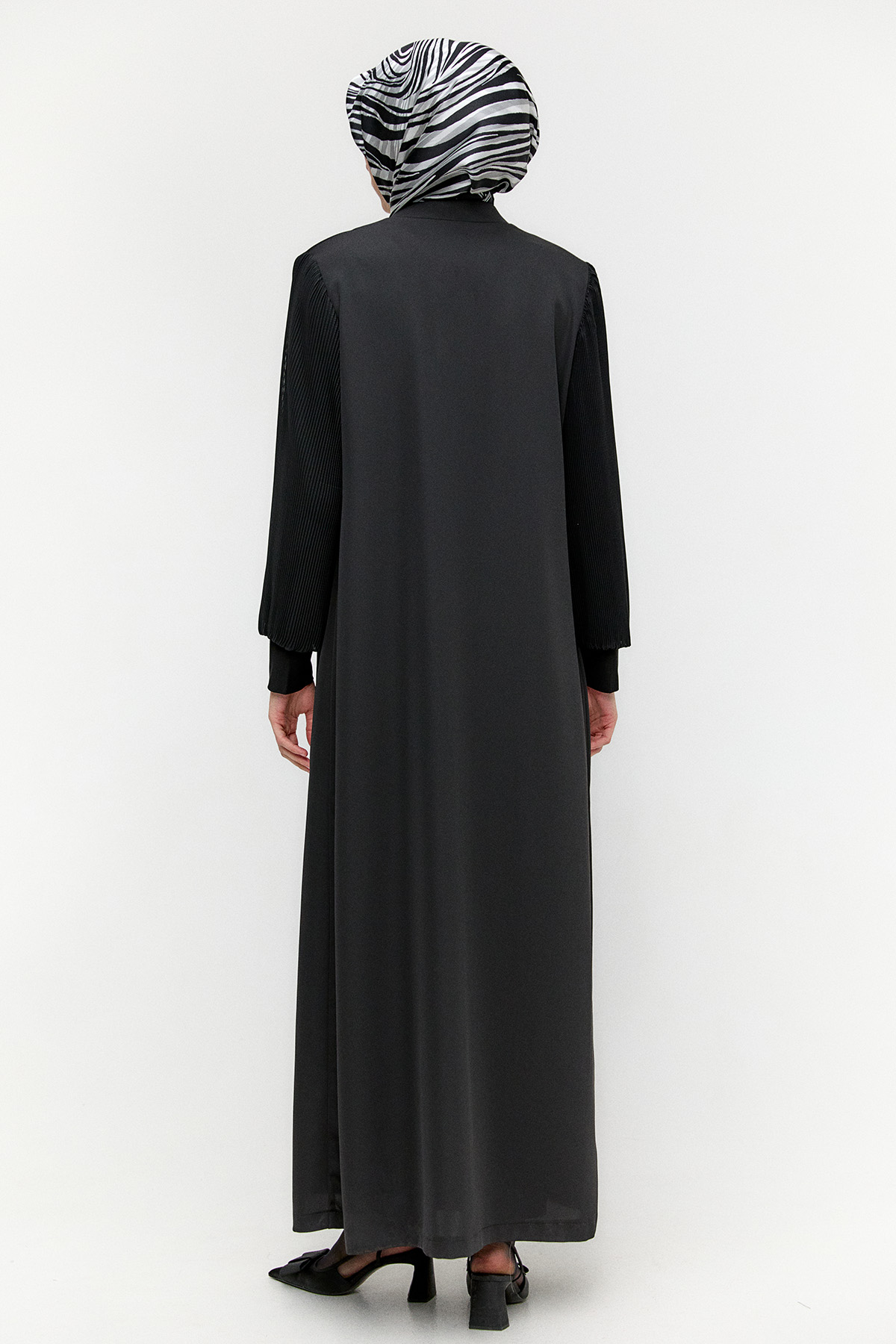 Taşlı Piliseli Hakim Yaka Ferace, Tesettür Giyim