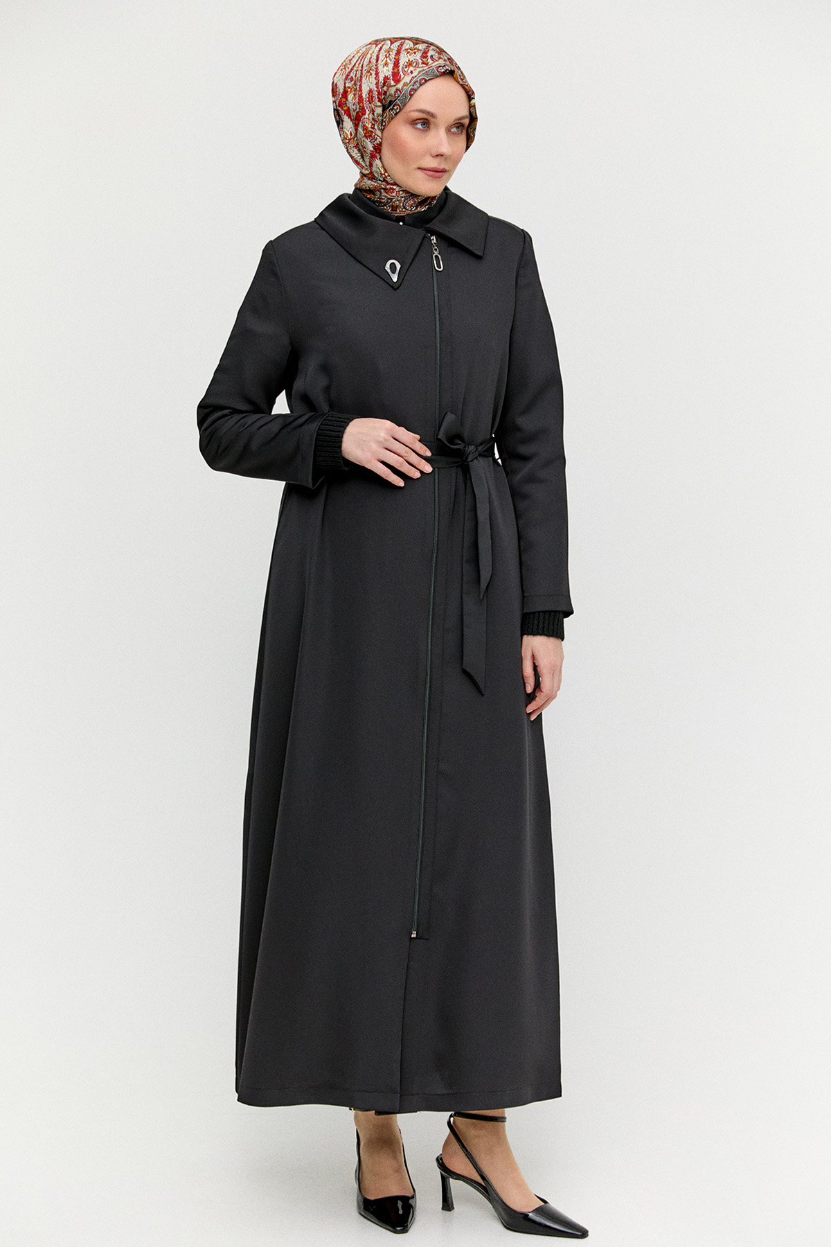 Asimetrik Yakalı Kruvaze Ferace, Tesettür Giyim