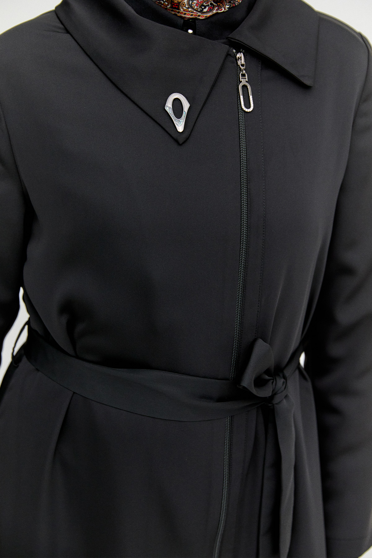 Asimetrik Yakalı Kruvaze Ferace, Tesettür Giyim