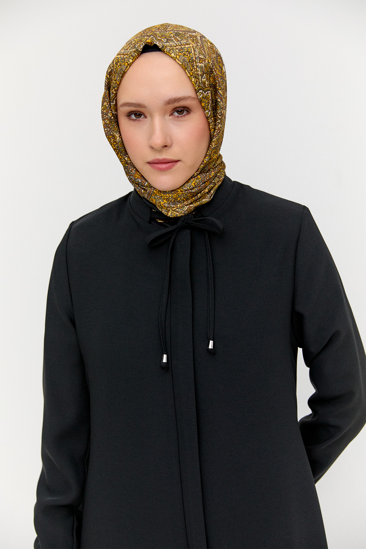 Bağlamalı Hakim Yaka Ferace, Tesettür Giyim