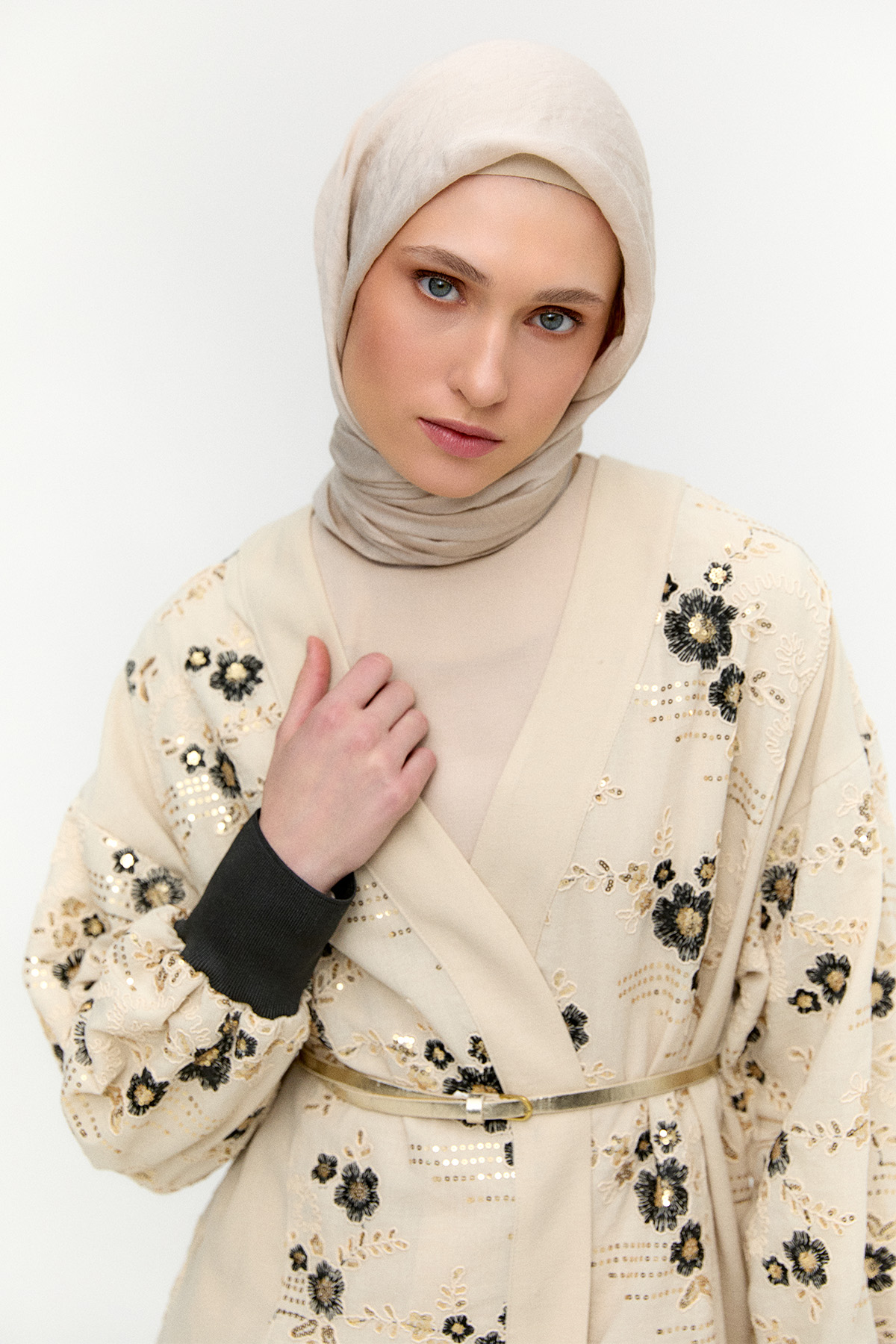 Nakışlı Keten Görünümlü Hırka, Tesettür Giyim