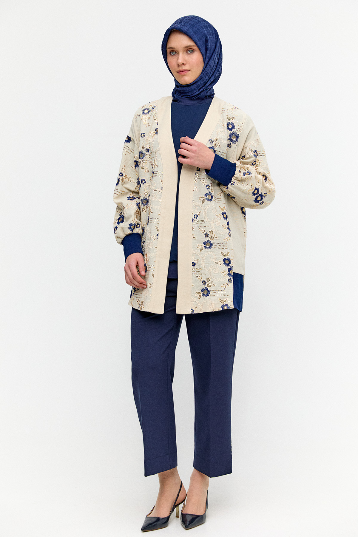 Nakışlı Keten Görünümlü Hırka, Tesettür Giyim