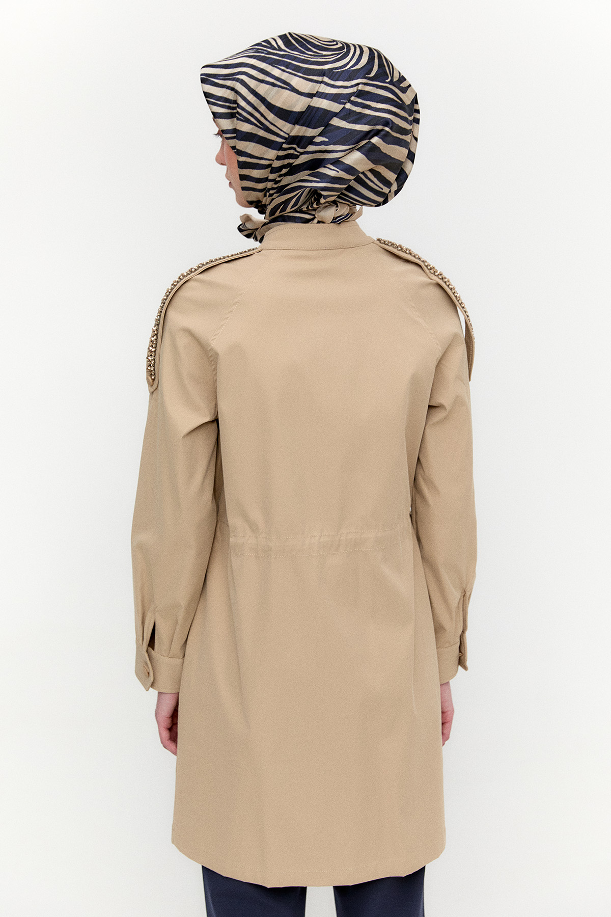Taş Detaylı Reglan Kap, Tesettür Giyim