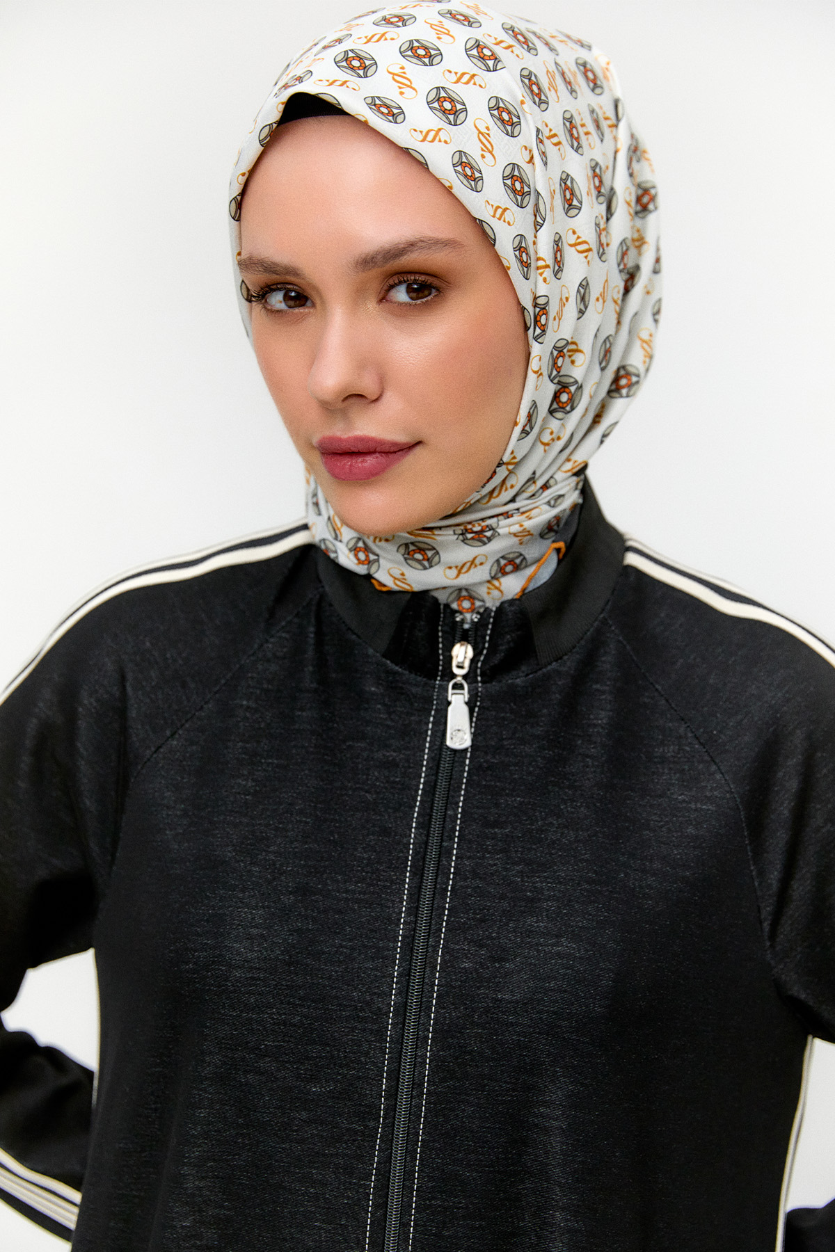 Ribanalı Şerit Detaylı Kap, Tesettür Giyim