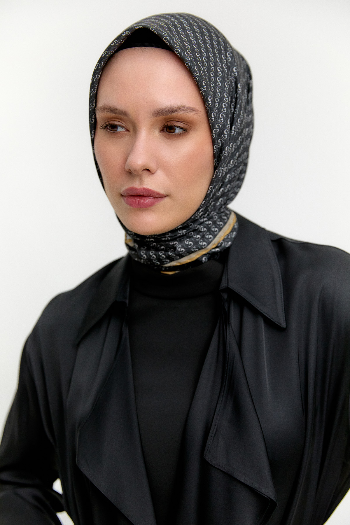 Kuşaklı Saten Kap, Tesettür Giyim