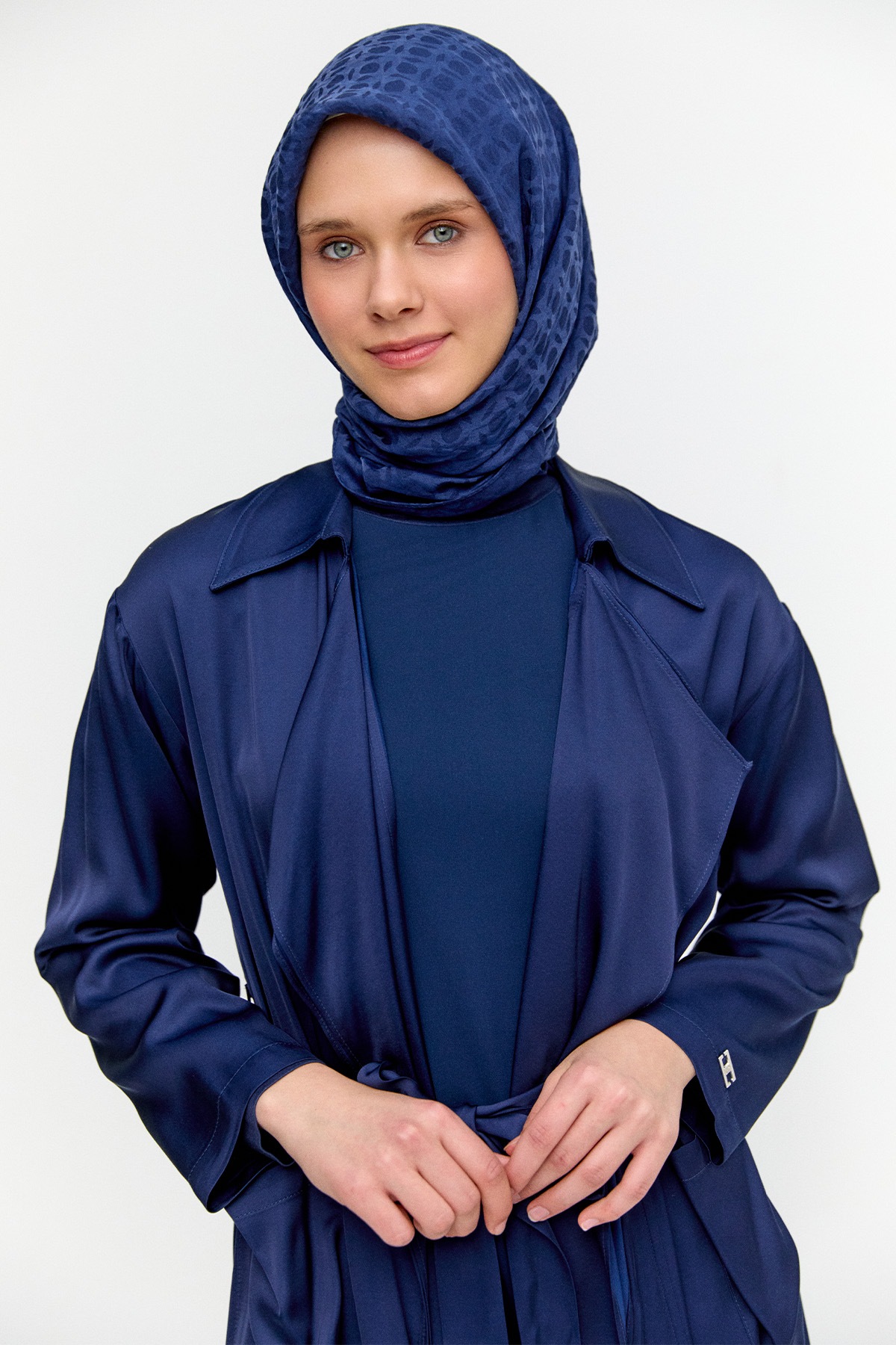 Kuşaklı Saten Kap, Tesettür Giyim