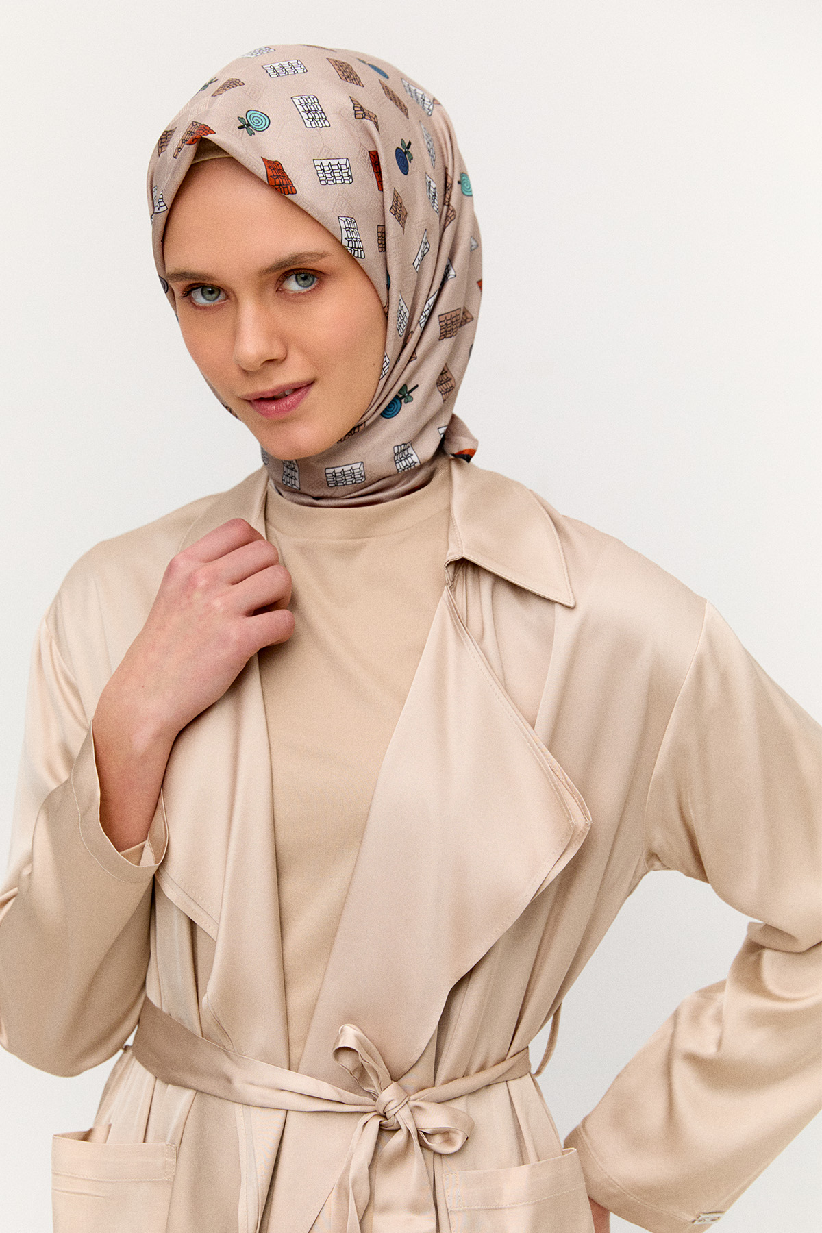 Kuşaklı Saten Kap, Tesettür Giyim