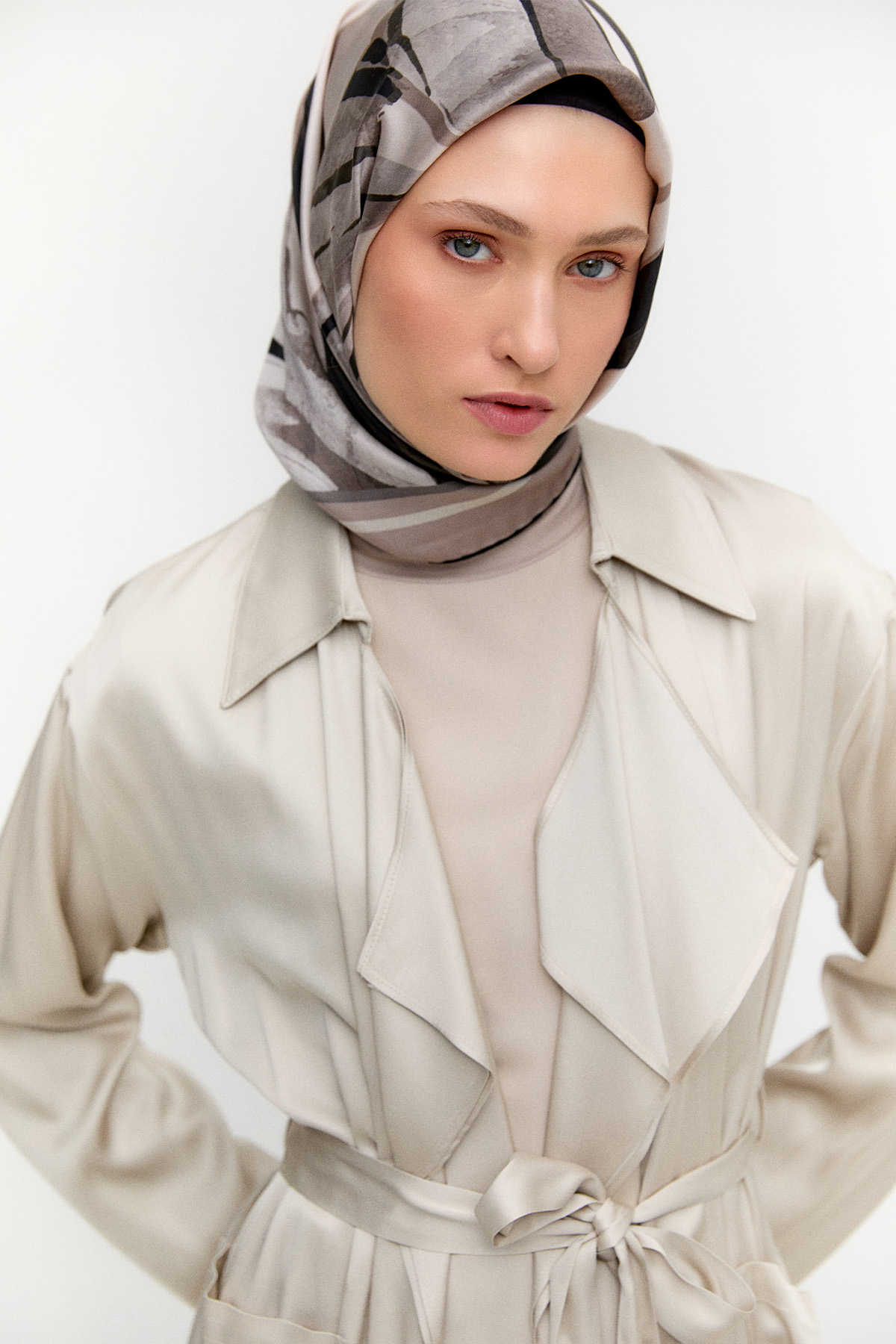 Kuşaklı Saten Kap, Tesettür Giyim