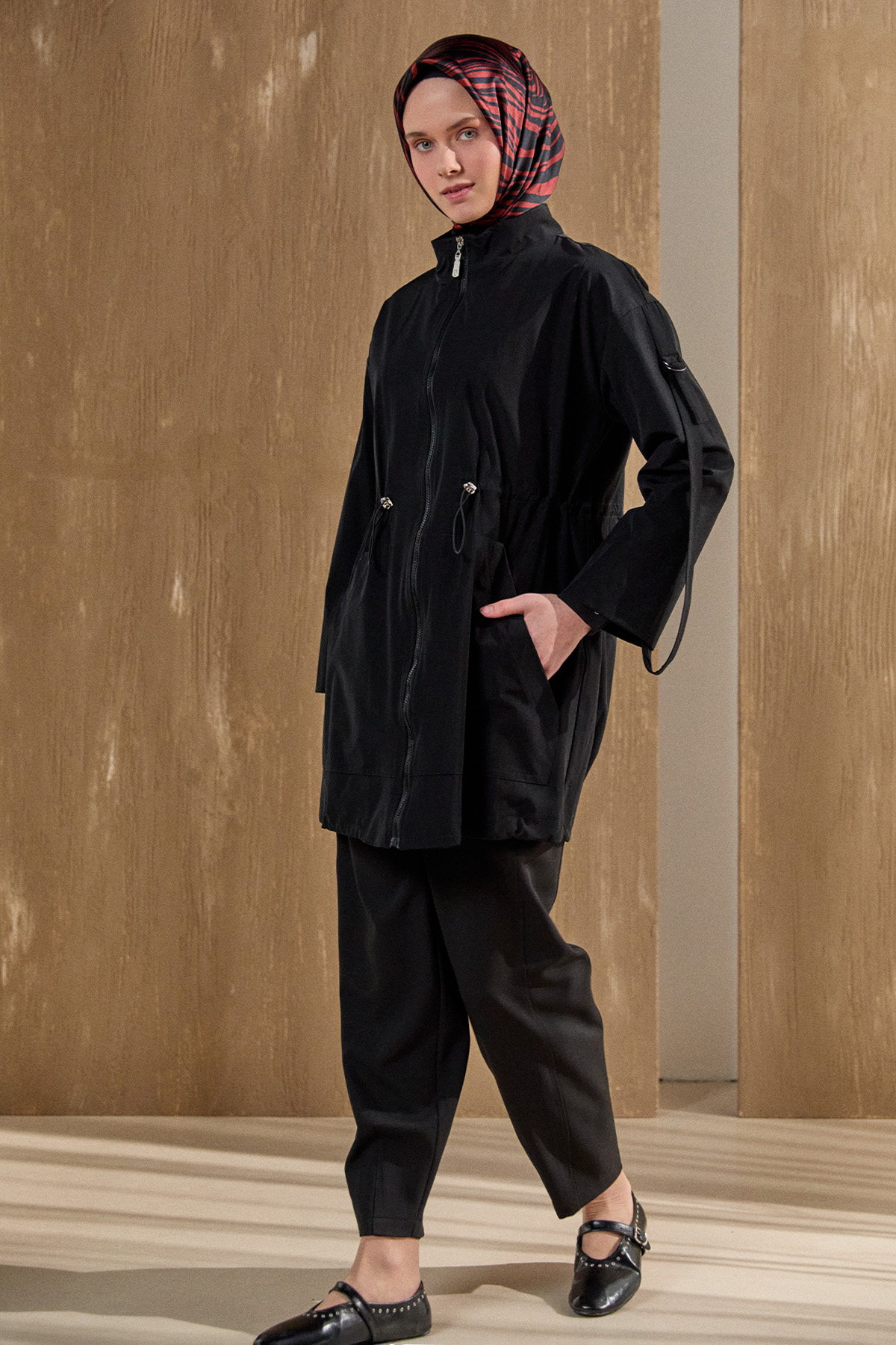 Yüksek Yakalı Stoperli Kap, Tesettür Giyim