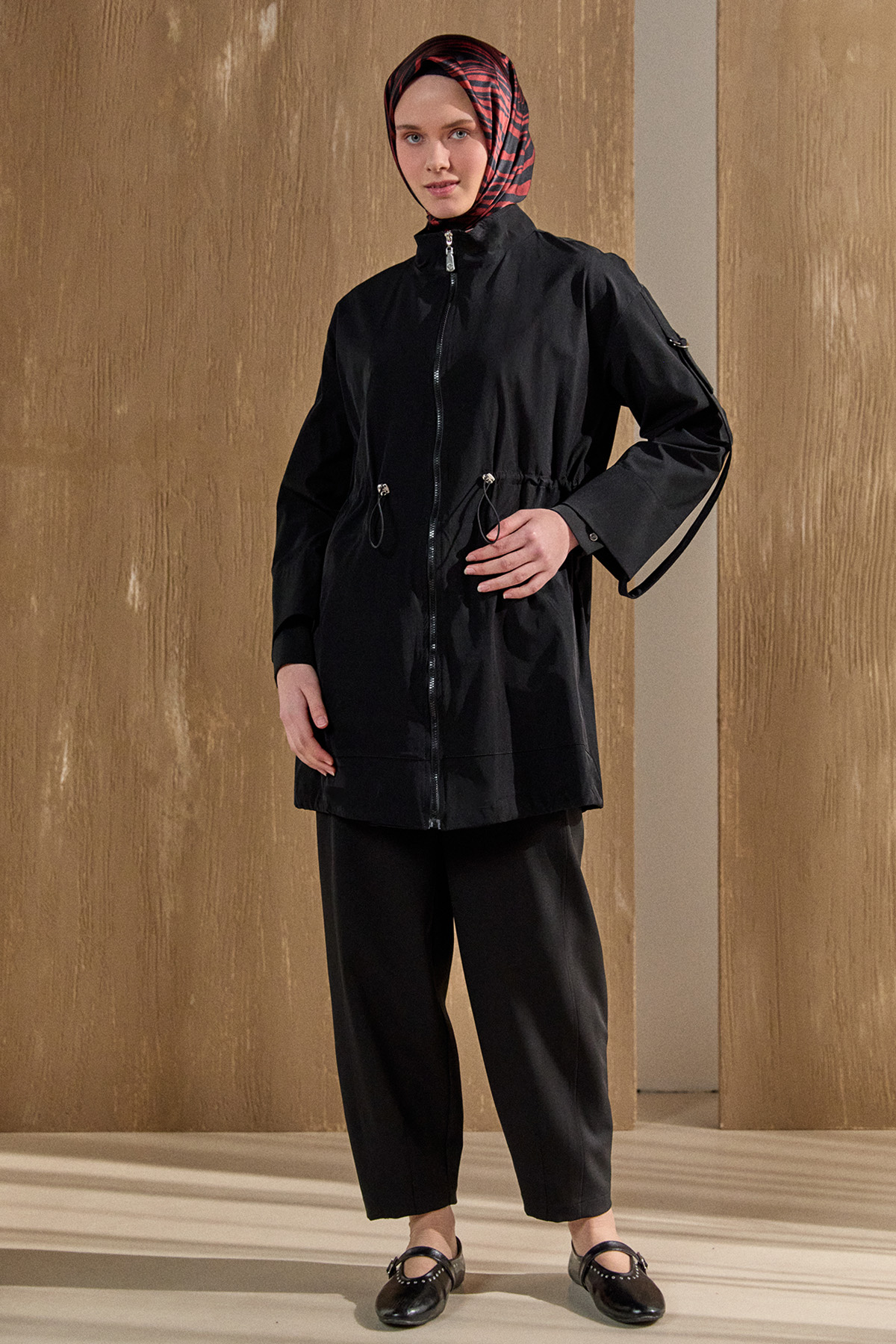 Yüksek Yakalı Stoperli Kap, Tesettür Giyim