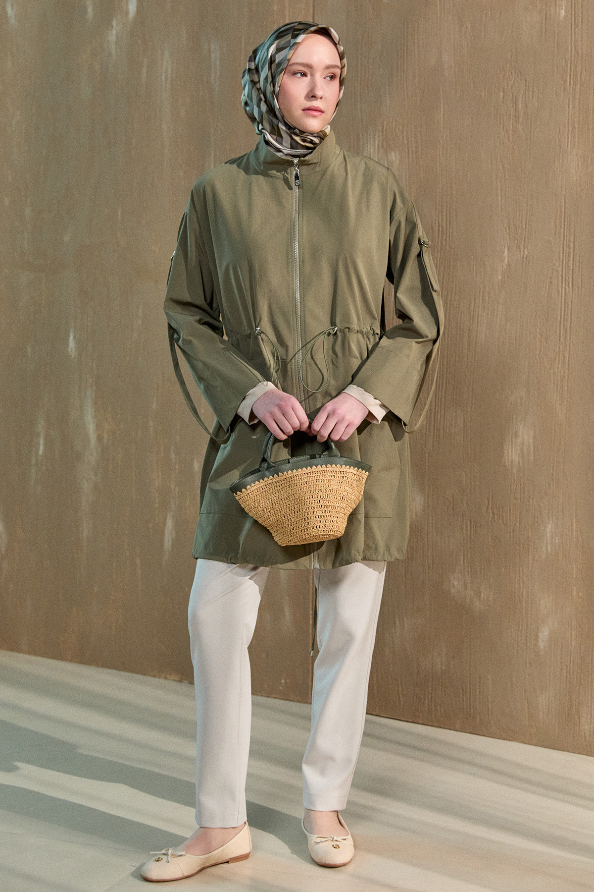 Yüksek Yakalı Stoperli Kap, Tesettür Giyim