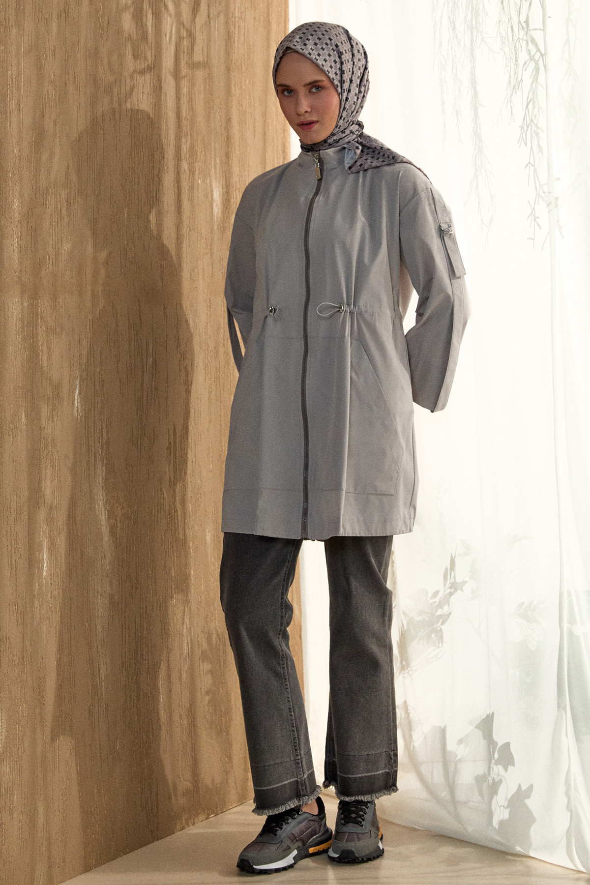 Yüksek Yakalı Stoperli Kap, Tesettür Giyim