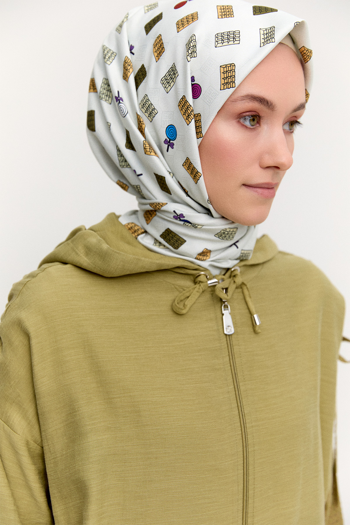 Kapüşonlu Keten Kap, Tesettür Giyim