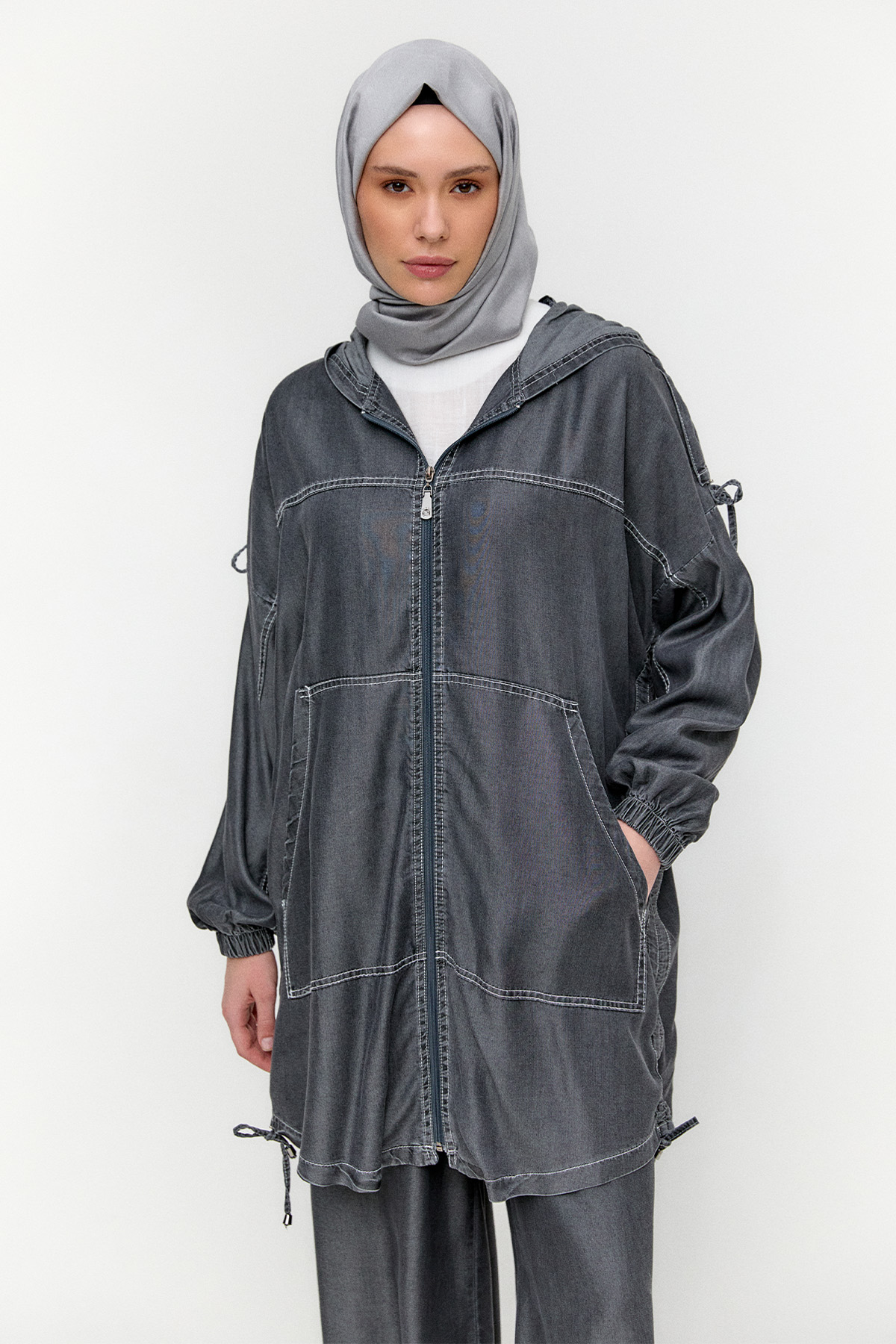 Sırtta Taş Detaylı Pamuk Kap, Tesettür Giyim