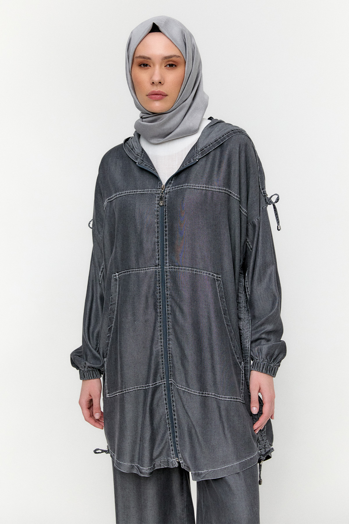 Sırtta Taş Detaylı Pamuk Kap, Tesettür Giyim