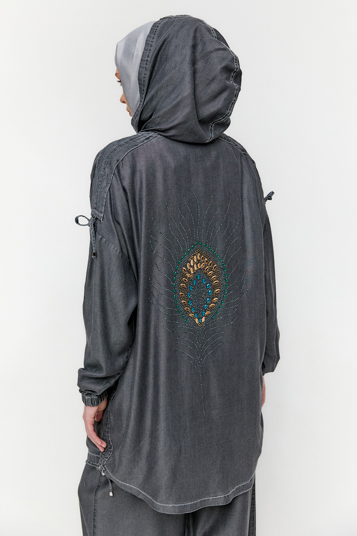 Sırtta Taş Detaylı Pamuk Kap, Tesettür Giyim