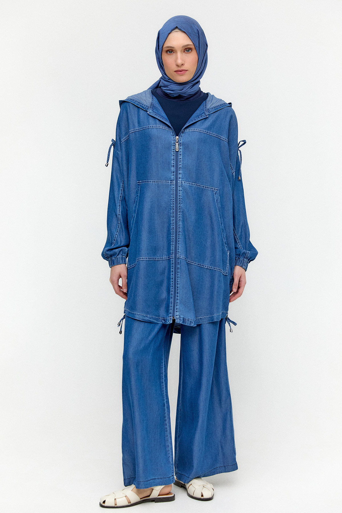 Sırtta Taş Detaylı Pamuk Kap, Tesettür Giyim