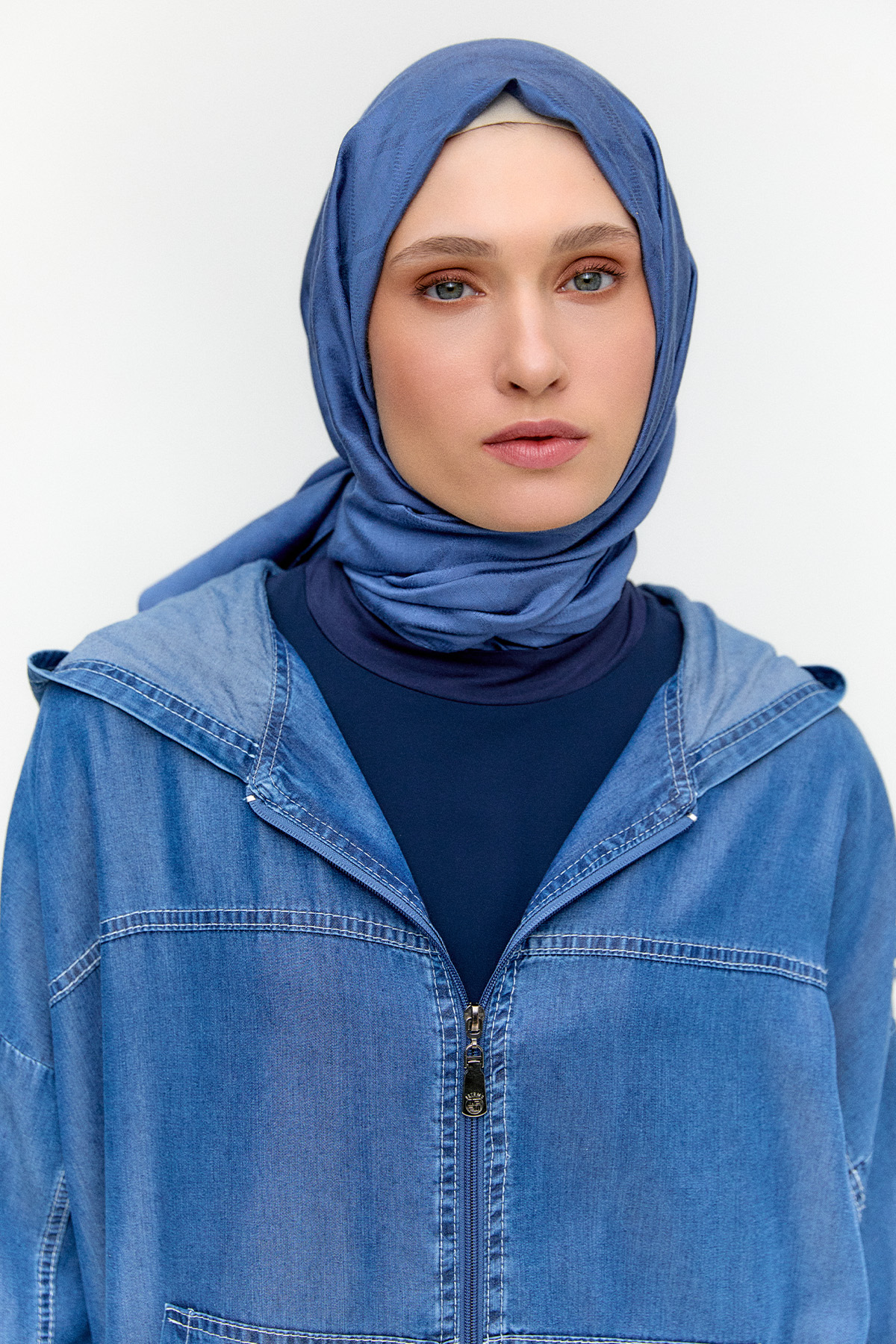 Sırtta Taş Detaylı Pamuk Kap, Tesettür Giyim