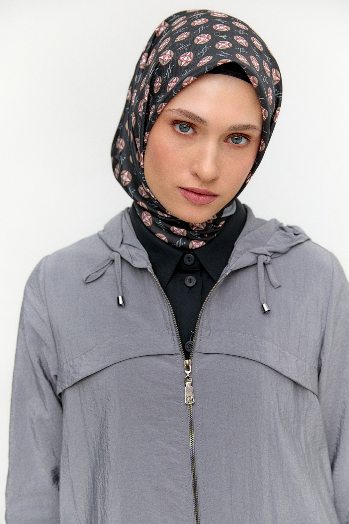 Kapüşonlu Paraşüt Kap, Tesettür Giyim