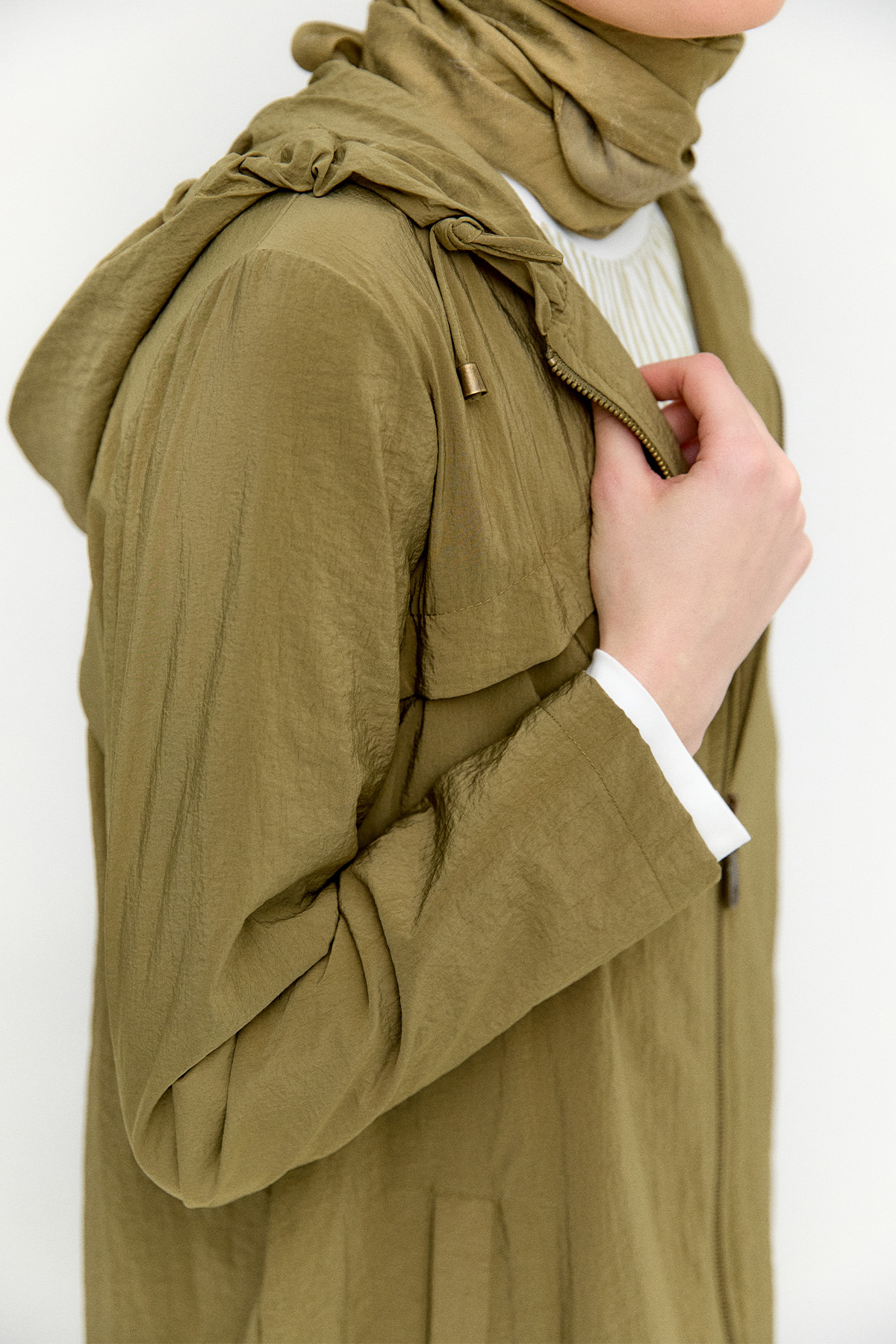 Kapüşonlu Paraşüt Kap, Tesettür Giyim