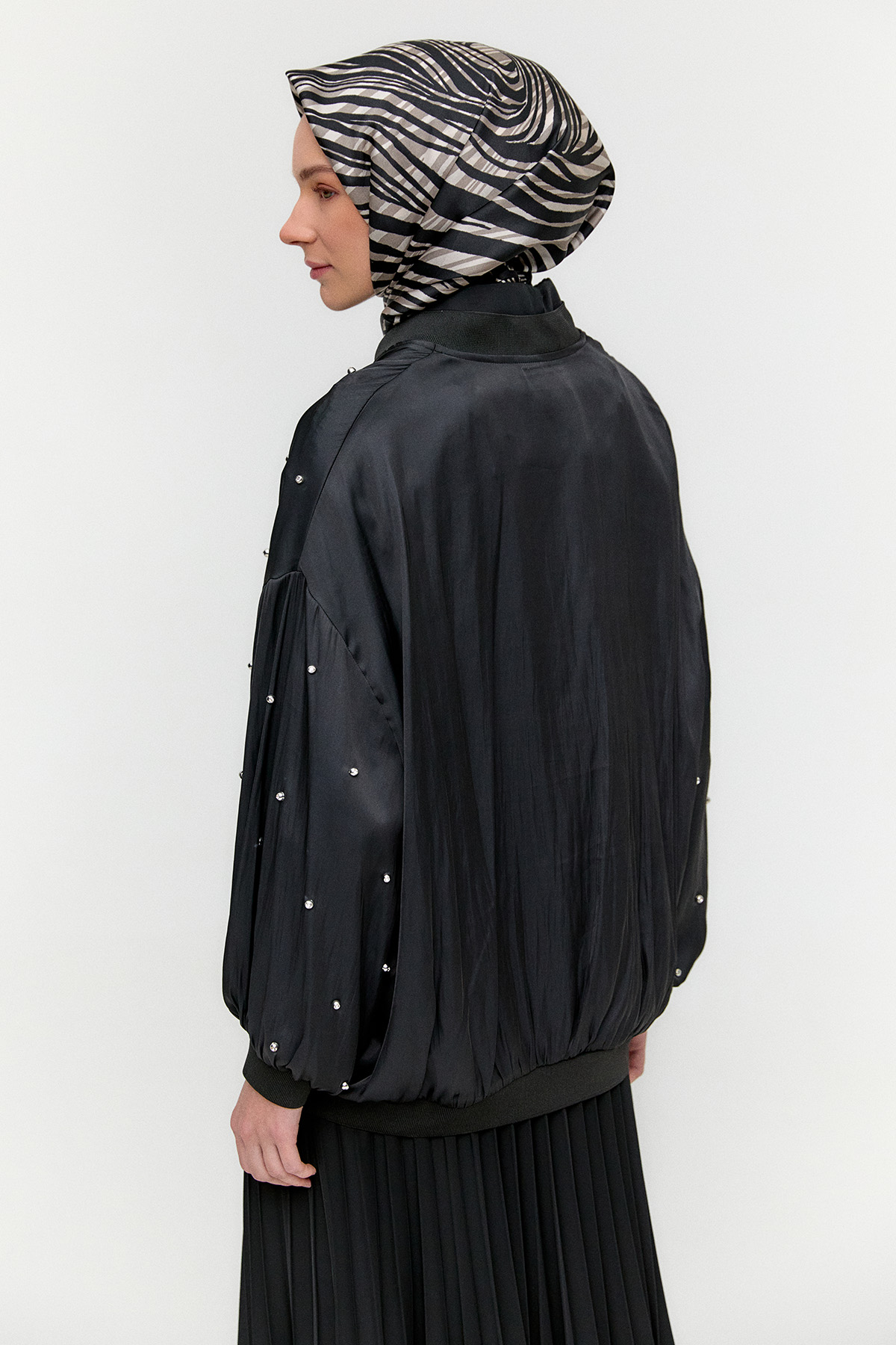 Taşlı Bomber Kap, Tesettür Giyim