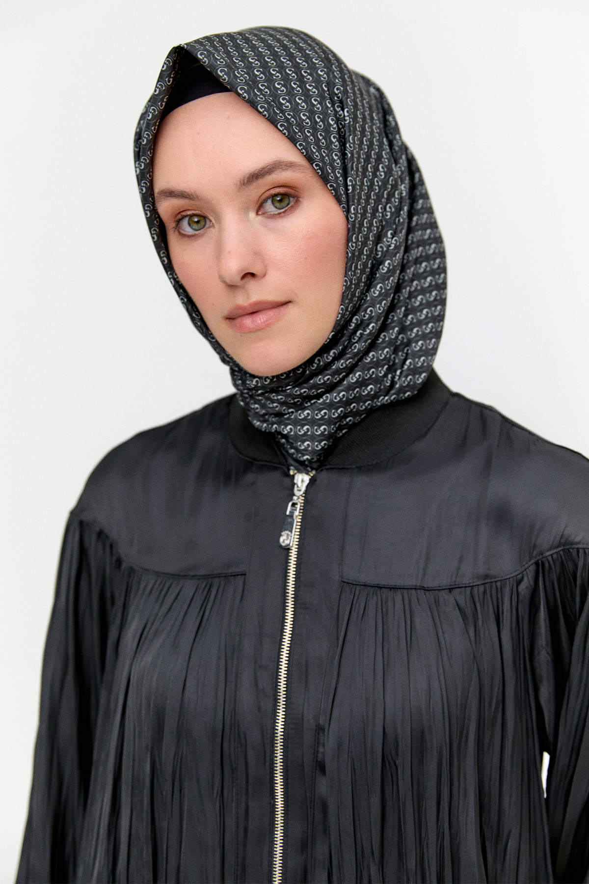 Ribanalı Kraşlı Bomber Kap, Tesettür Giyim