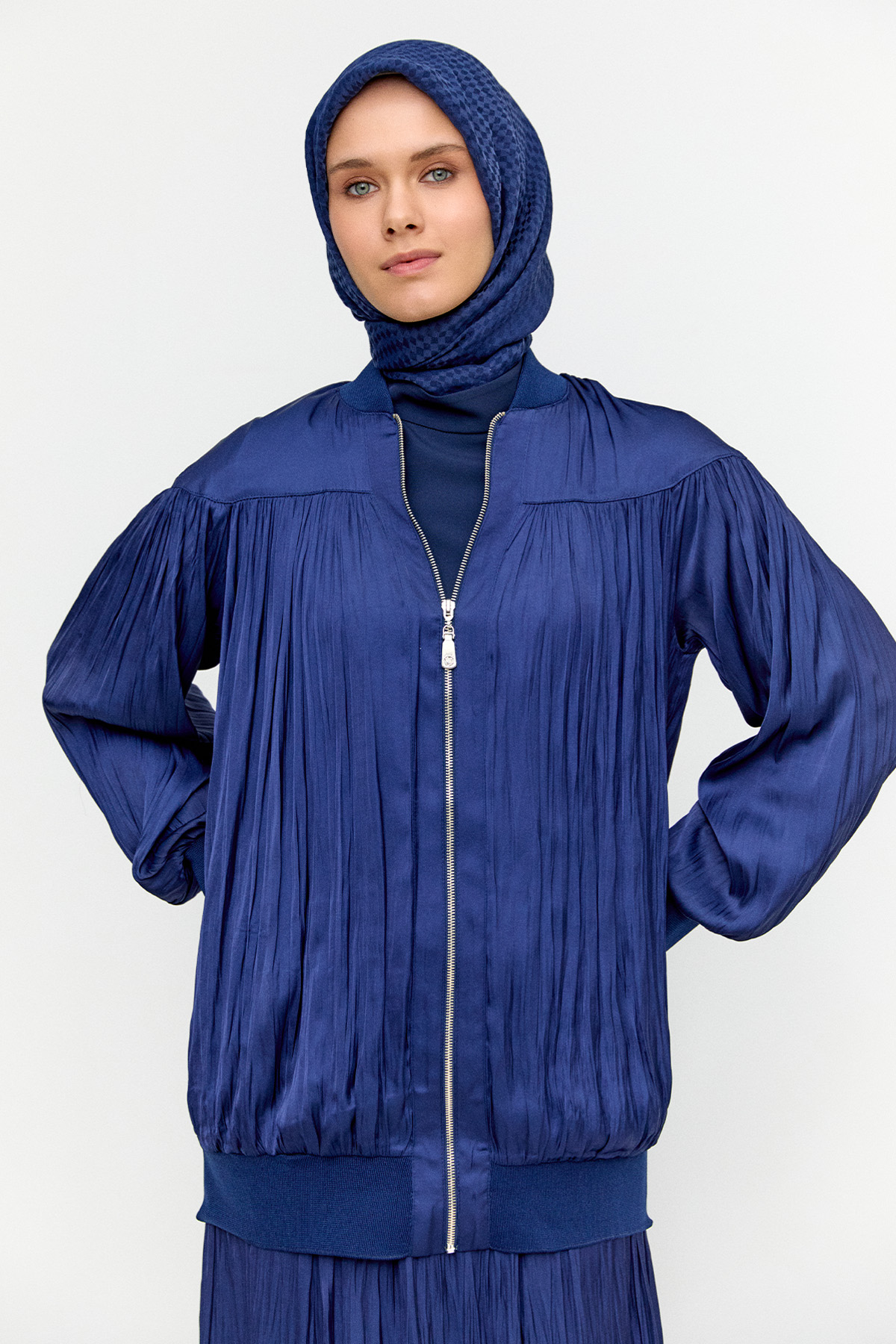 Ribanalı Kraşlı Bomber Kap, Tesettür Giyim