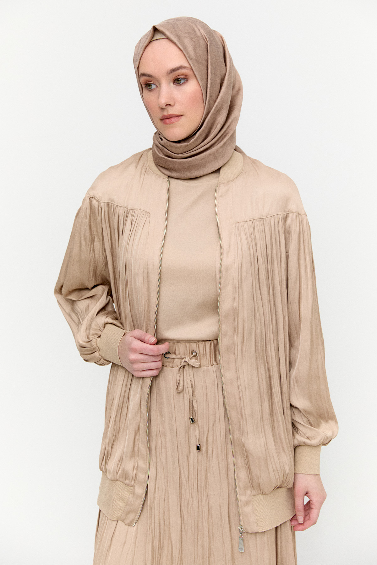 Ribanalı Kraşlı Bomber Kap, Tesettür Giyim