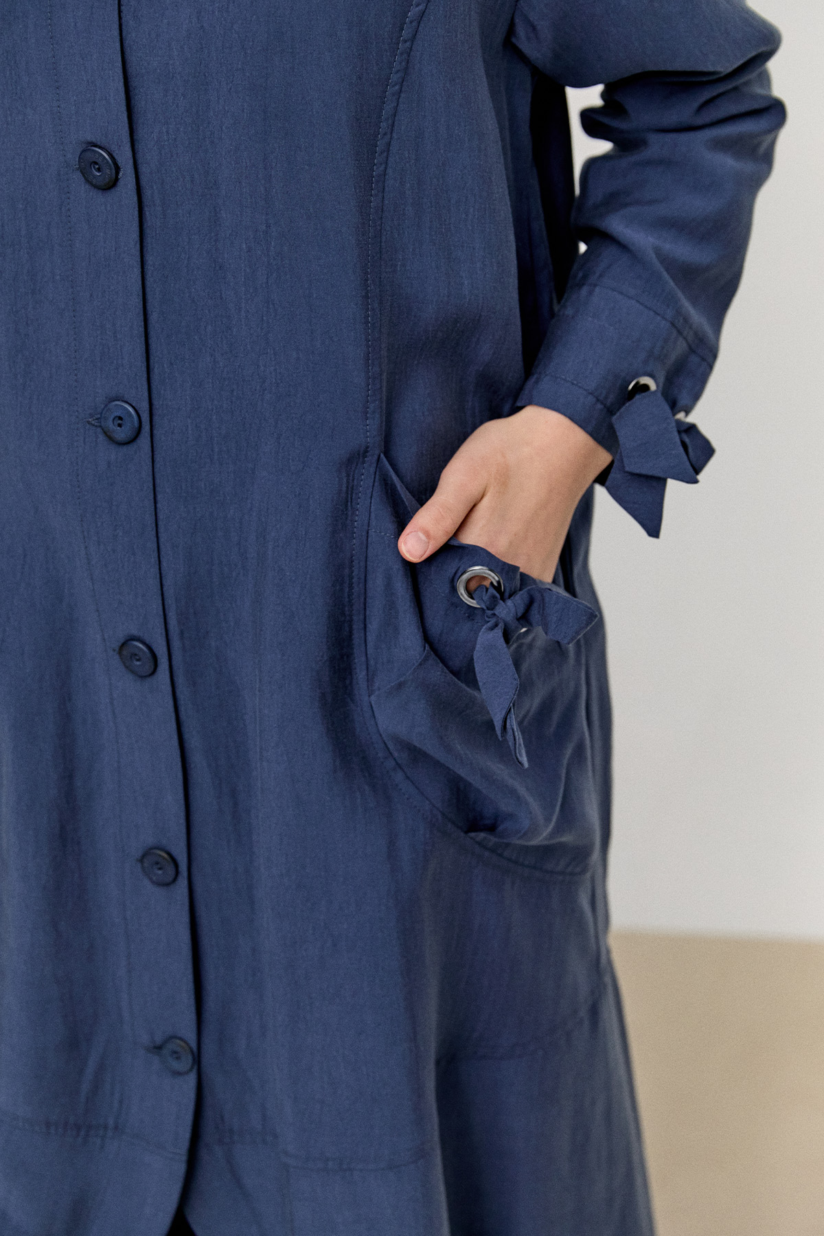 Geniş Yakalı Şeritli Kap, Tesettür Giyim