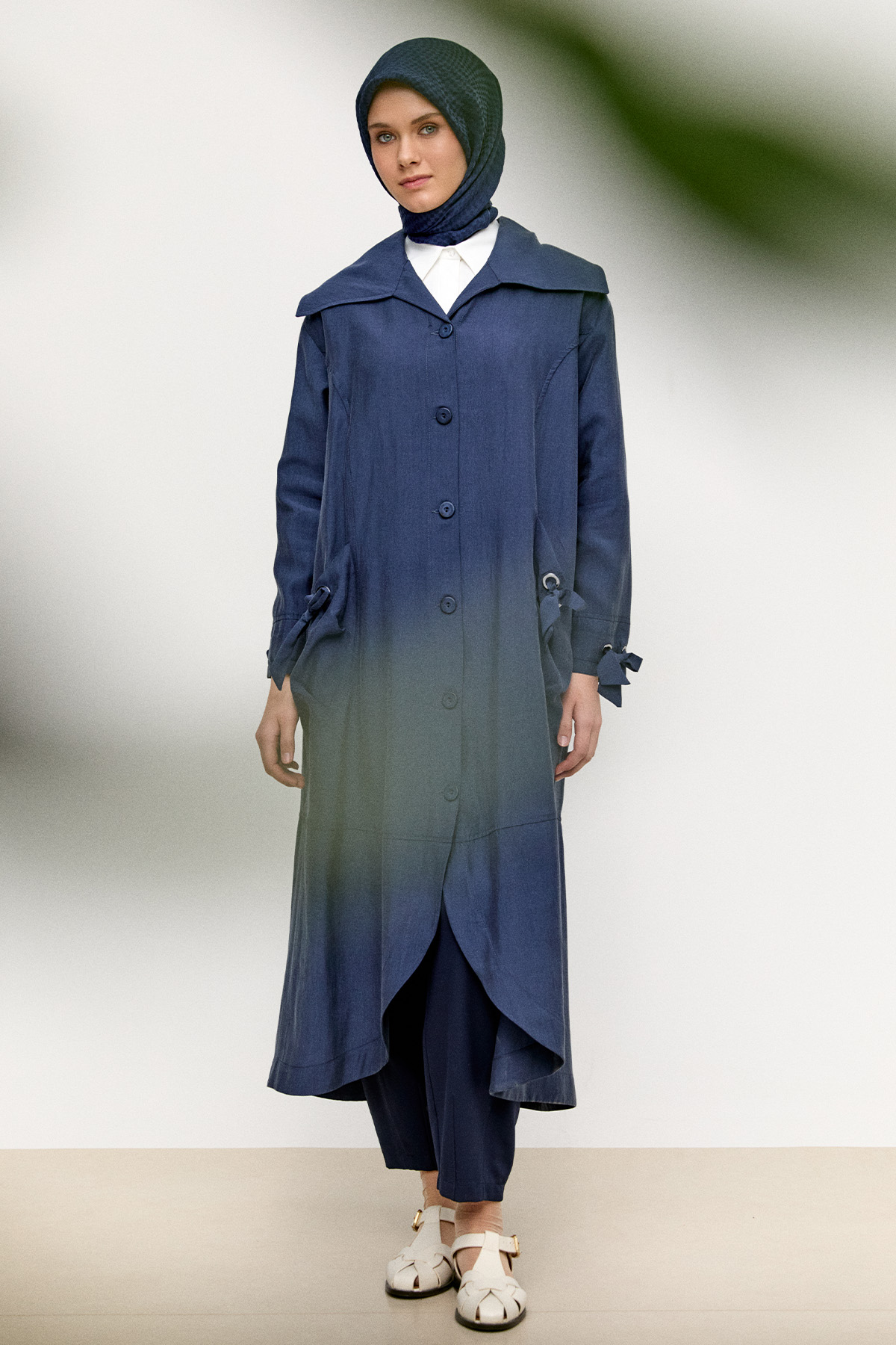 Geniş Yakalı Şeritli Kap, Tesettür Giyim