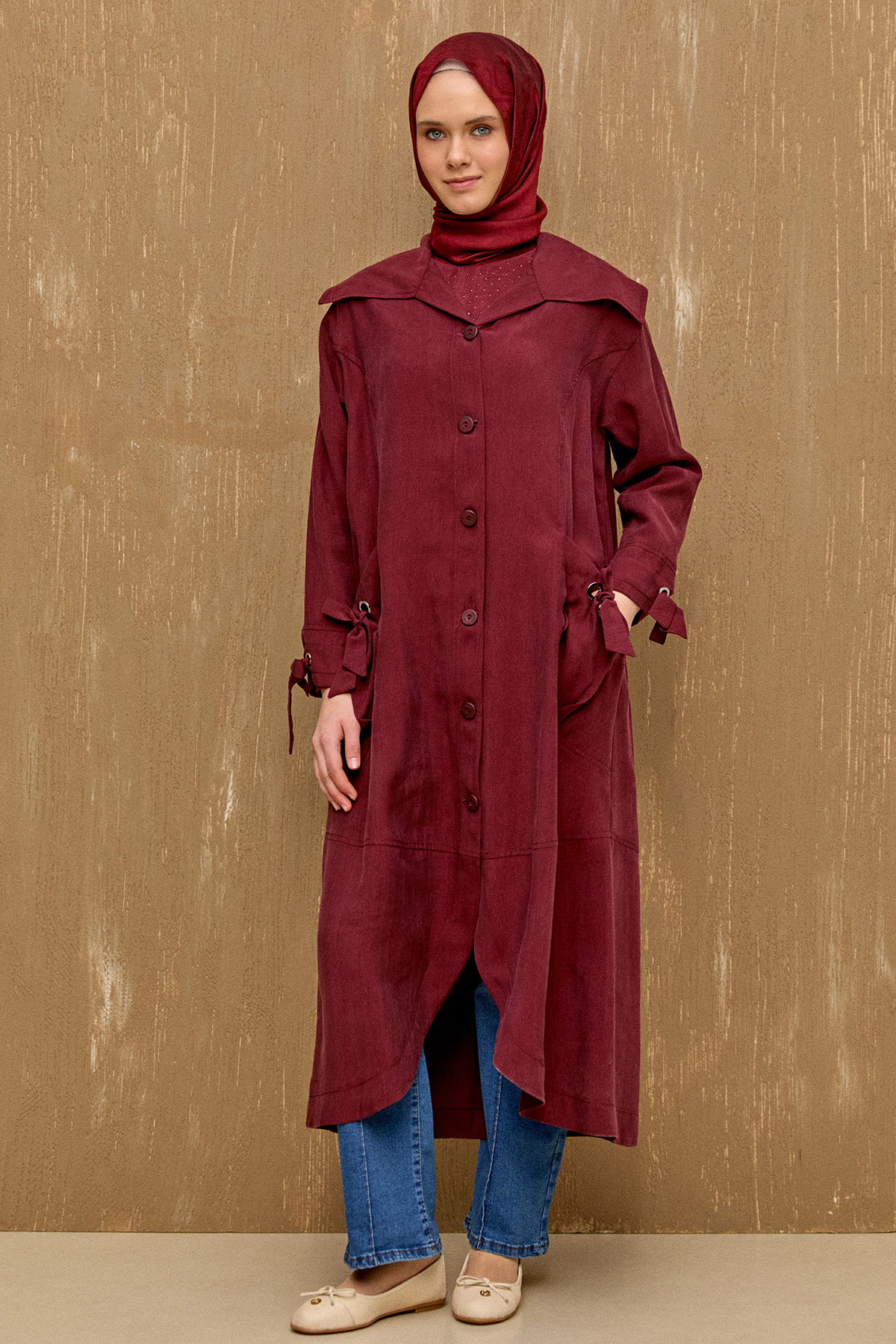 Geniş Yakalı Şeritli Kap, Tesettür Giyim