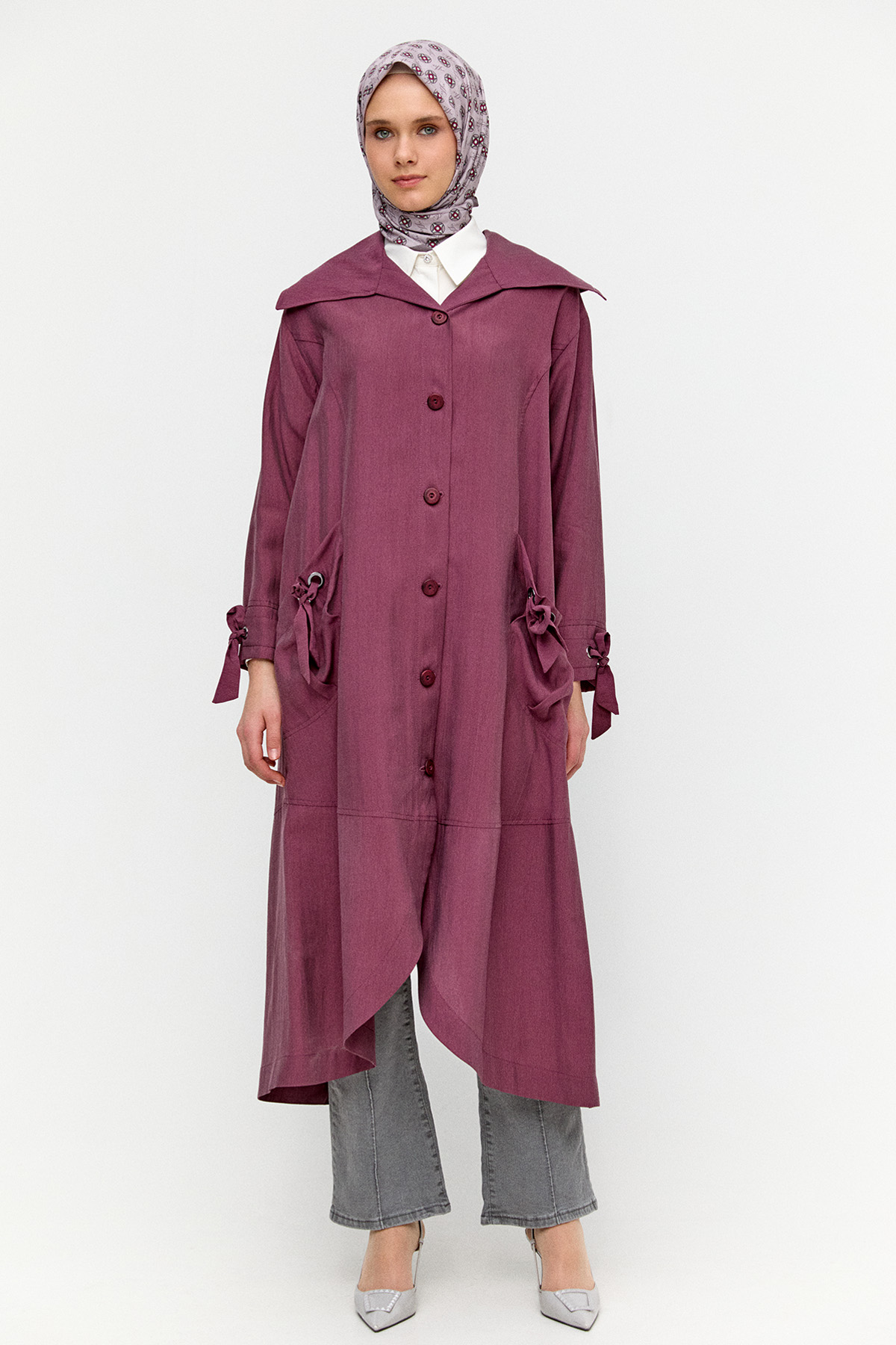 Geniş Yakalı Şeritli Kap, Tesettür Giyim