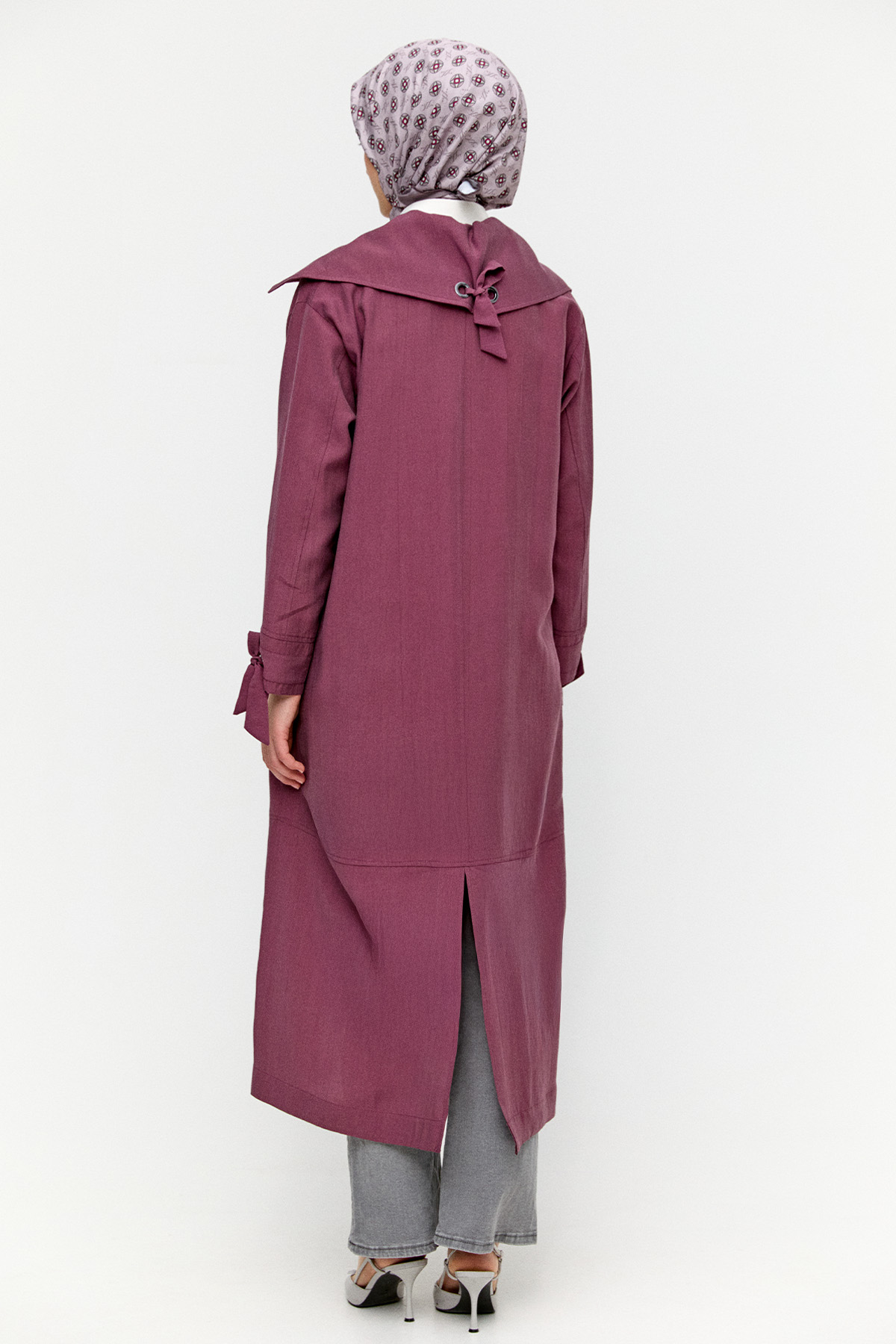 Geniş Yakalı Şeritli Kap, Tesettür Giyim