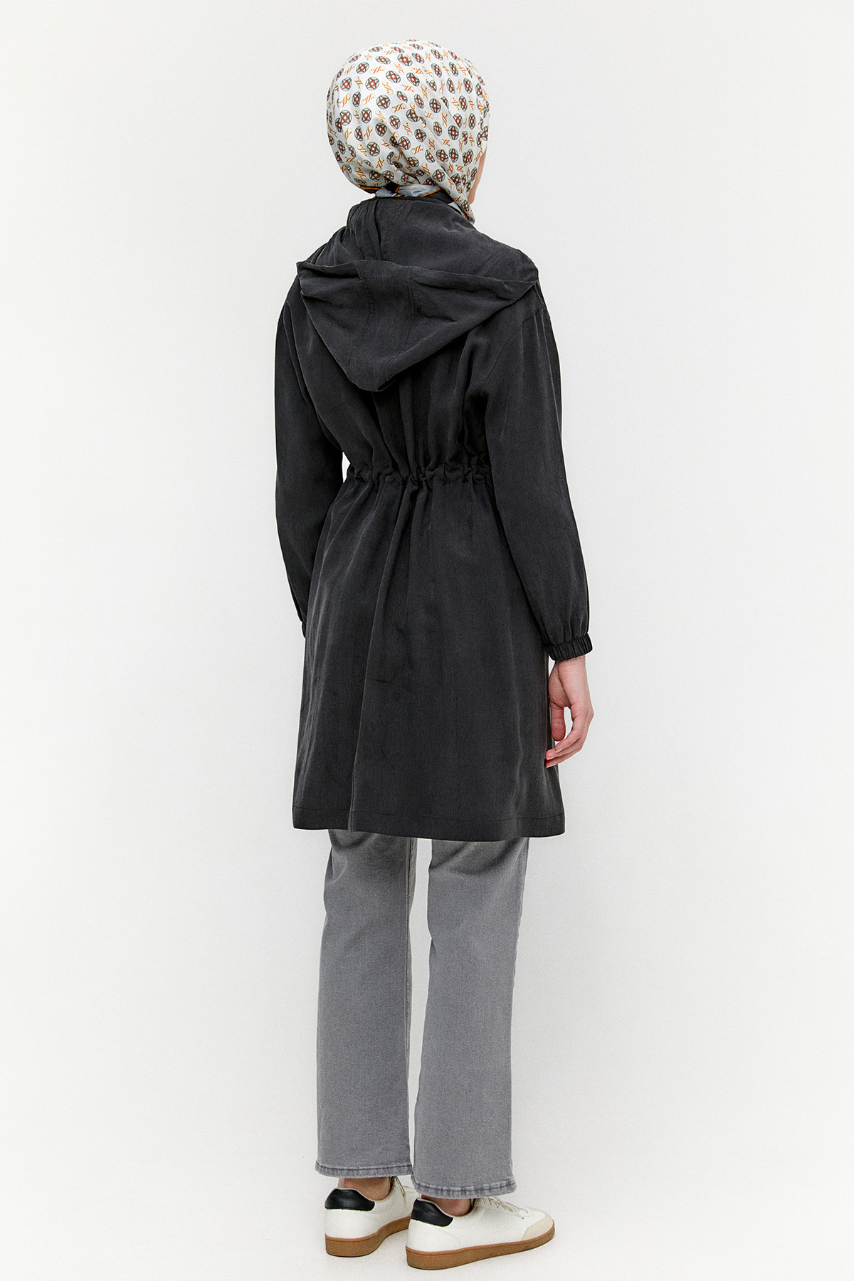 Seyyar Kapüşonlu Fermuarlı Kap, Tesettür Giyim