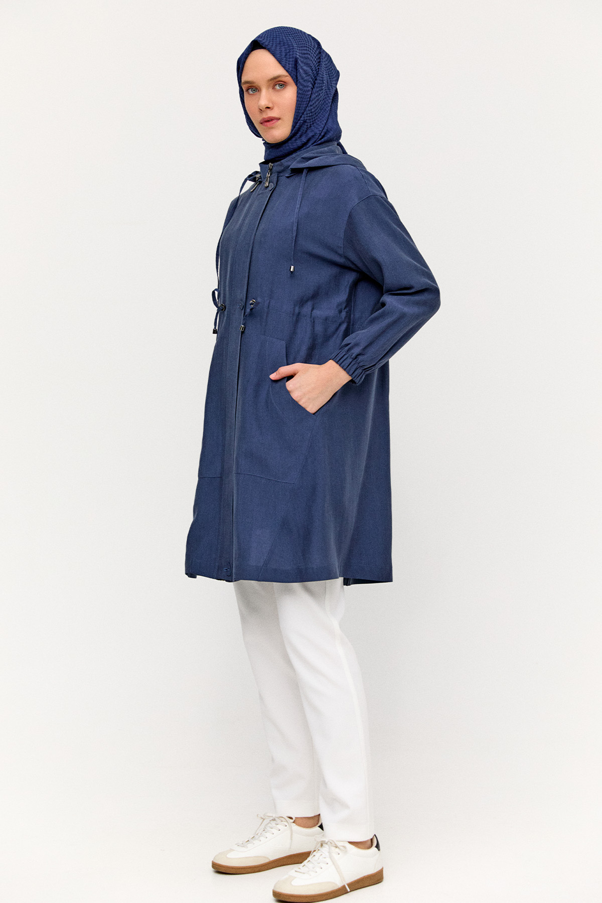 Seyyar Kapüşonlu Fermuarlı Kap, Tesettür Giyim