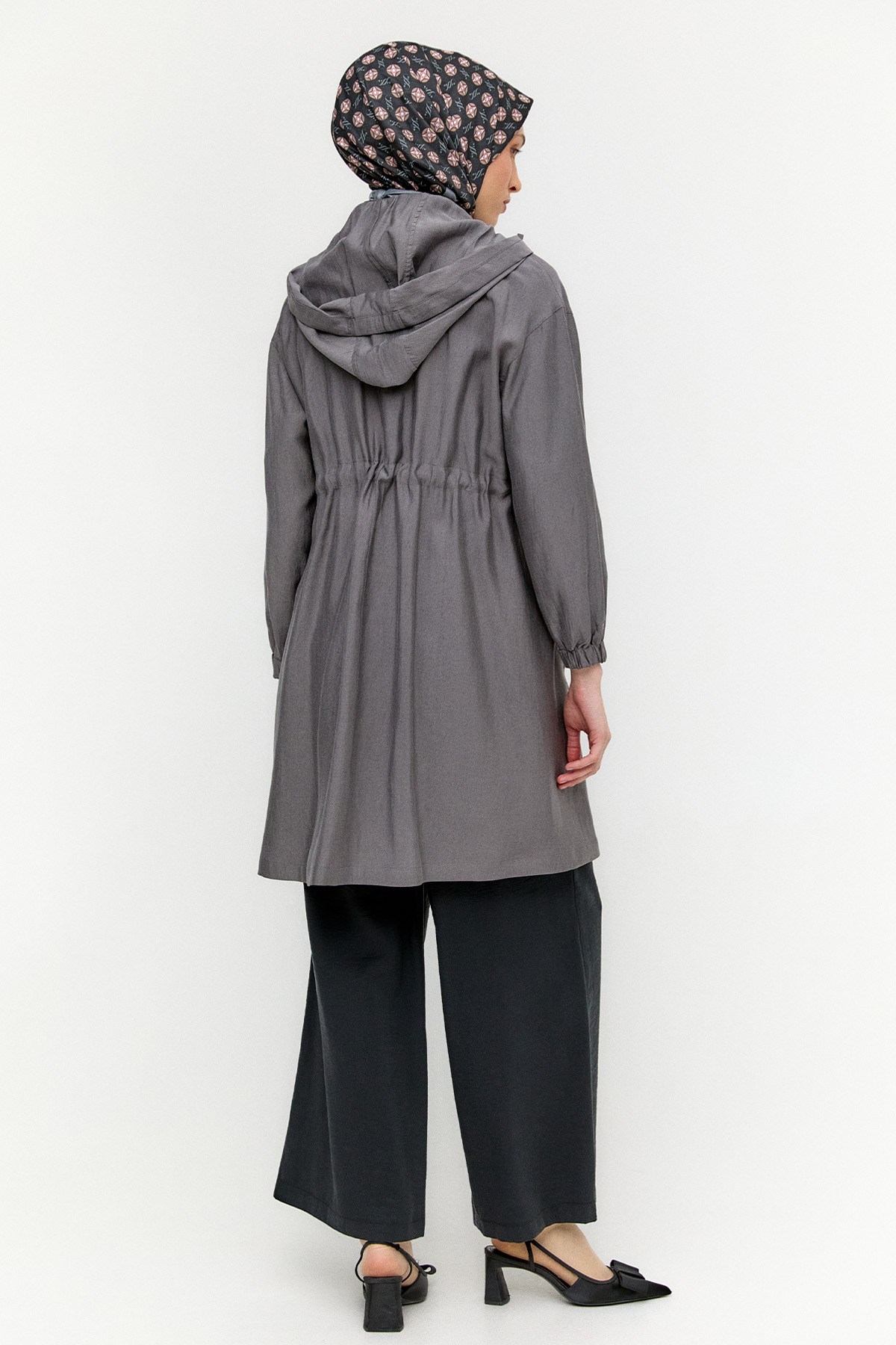 Seyyar Kapüşonlu Fermuarlı Kap, Tesettür Giyim