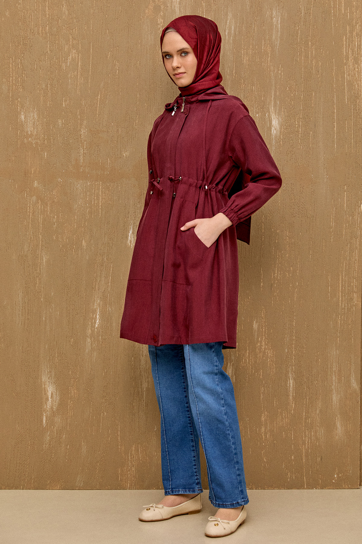 Seyyar Kapüşonlu Fermuarlı Kap, Tesettür Giyim